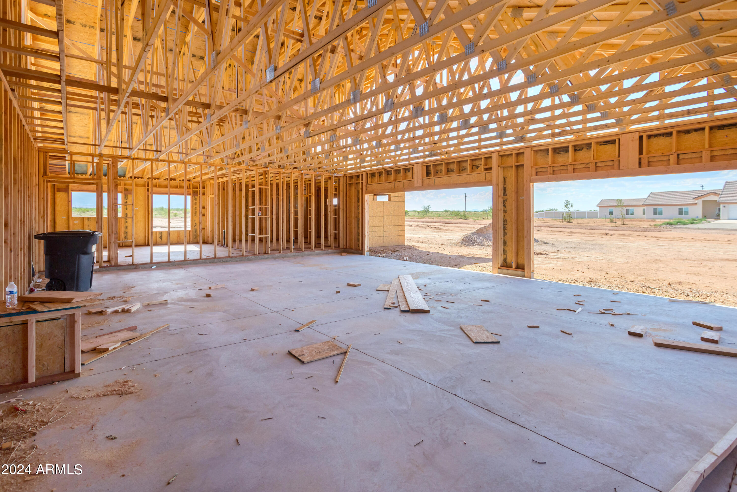 RANCHO ARIZONA - Residential