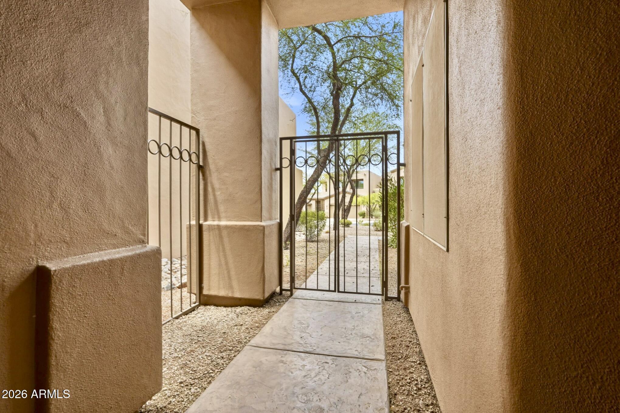 LA LOMA 4 AT EAGLE MOUNTAIN CONDOMINIUMS - Residential