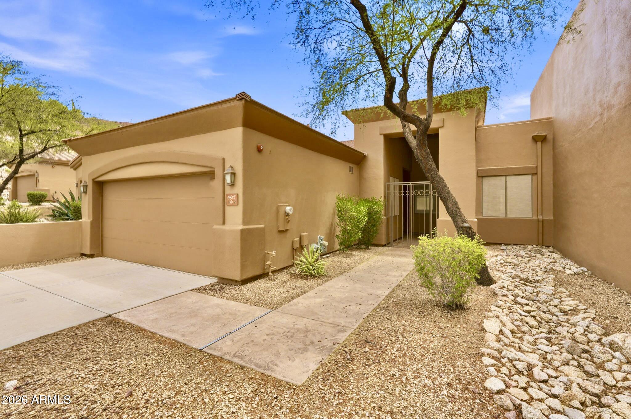 LA LOMA 4 AT EAGLE MOUNTAIN CONDOMINIUMS - Residential