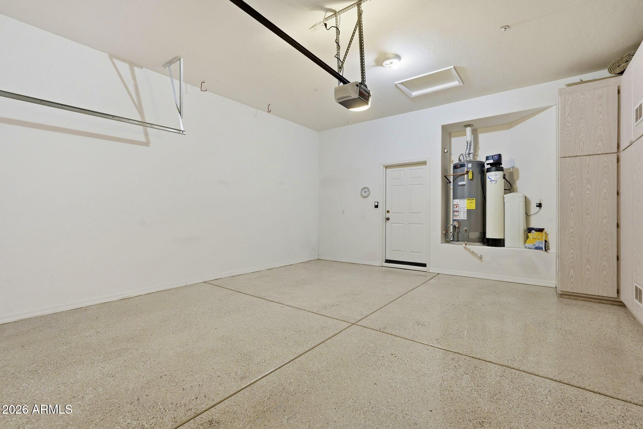 LA LOMA 4 AT EAGLE MOUNTAIN CONDOMINIUMS - Residential