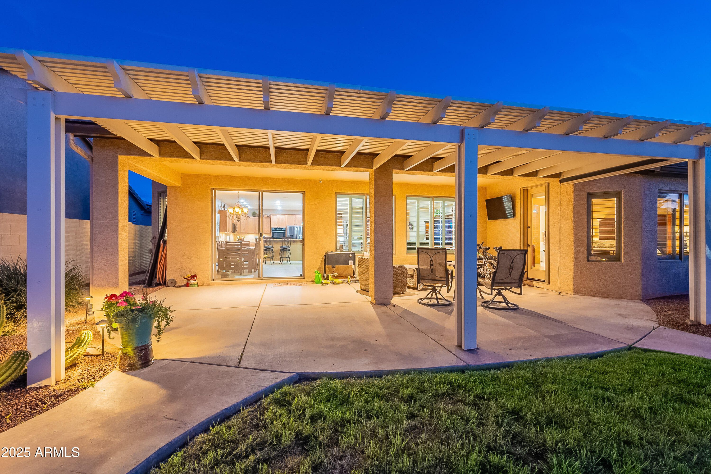 ROBSON RANCH - Residential