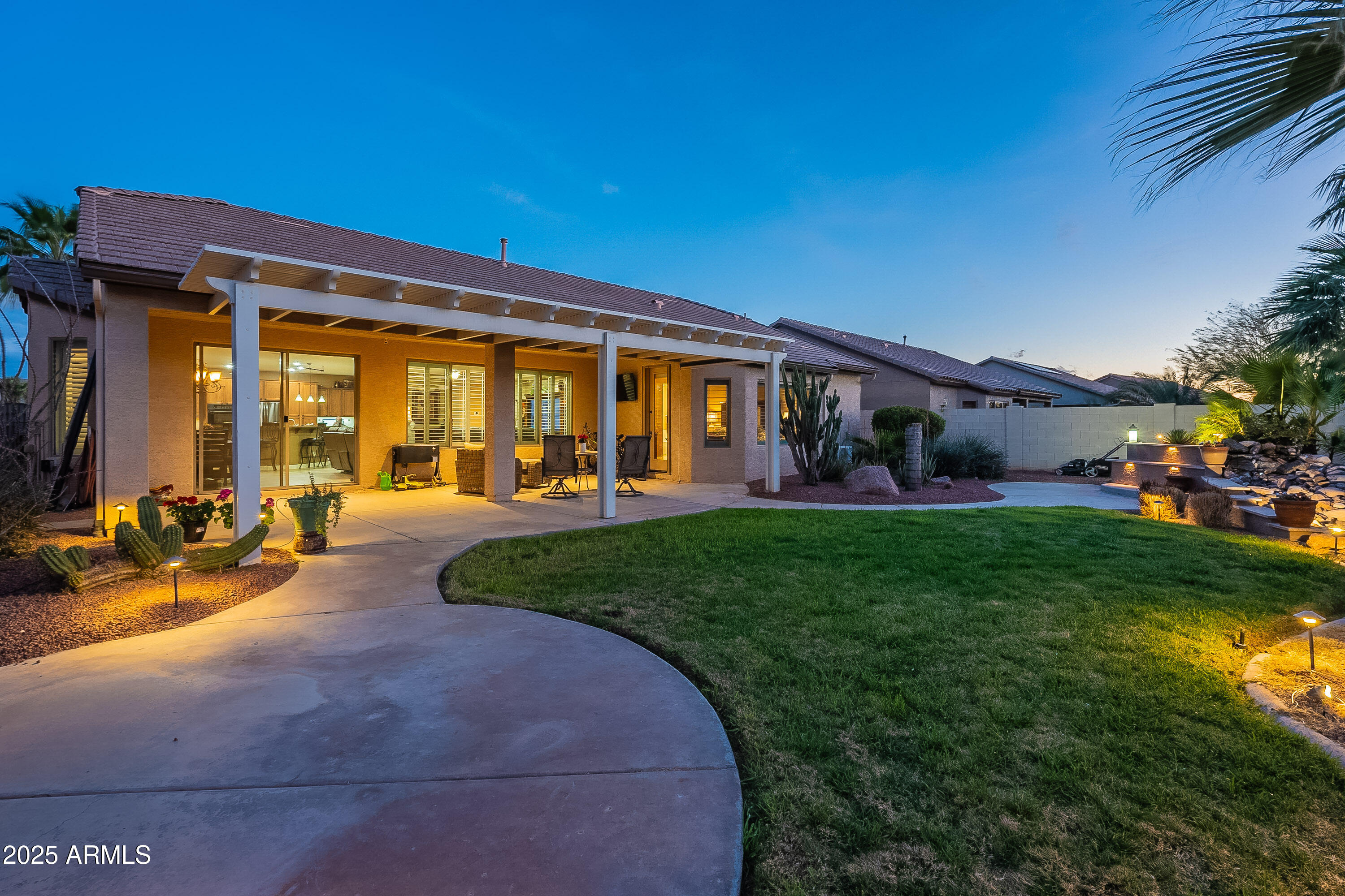 ROBSON RANCH - Residential