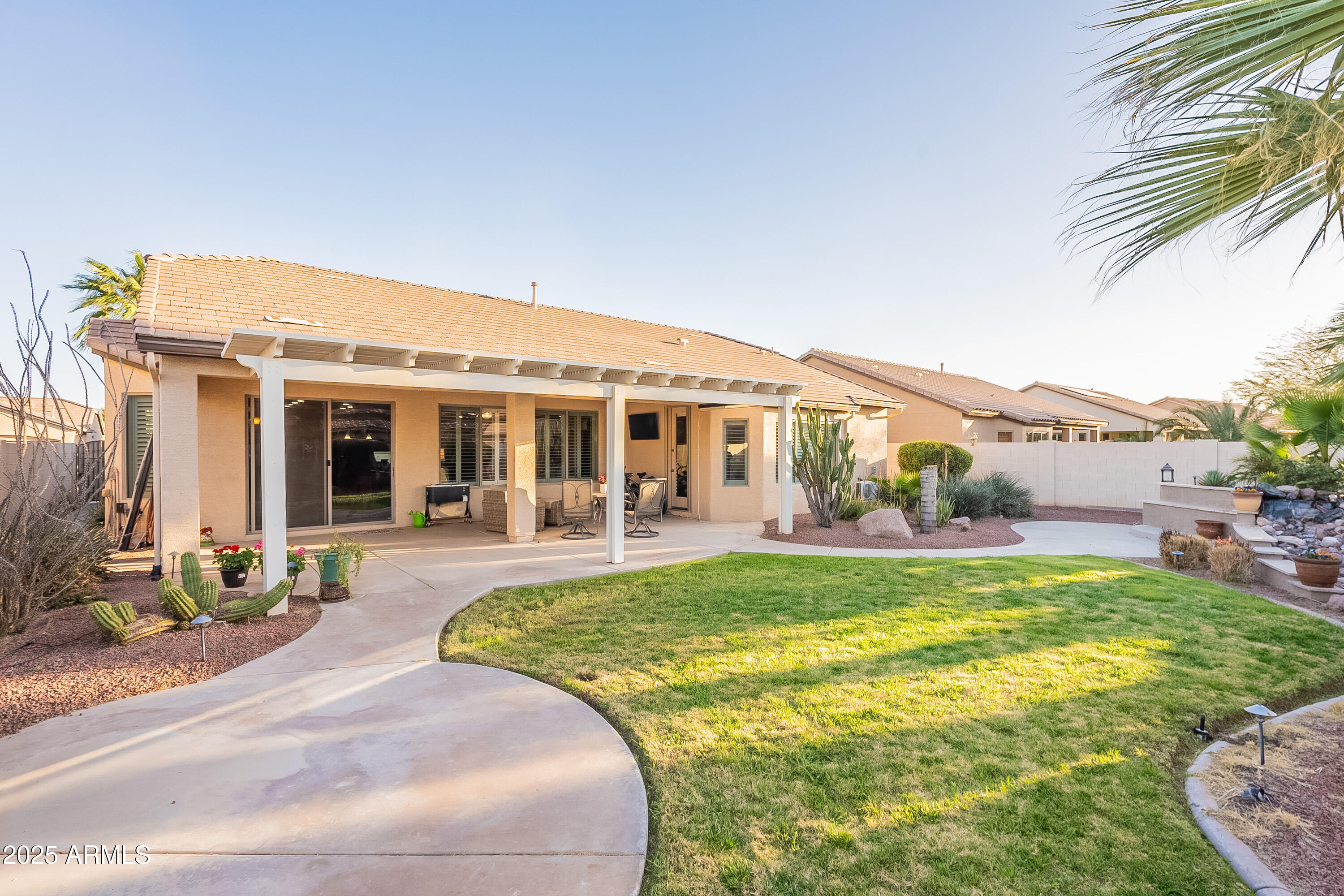 ROBSON RANCH - Residential