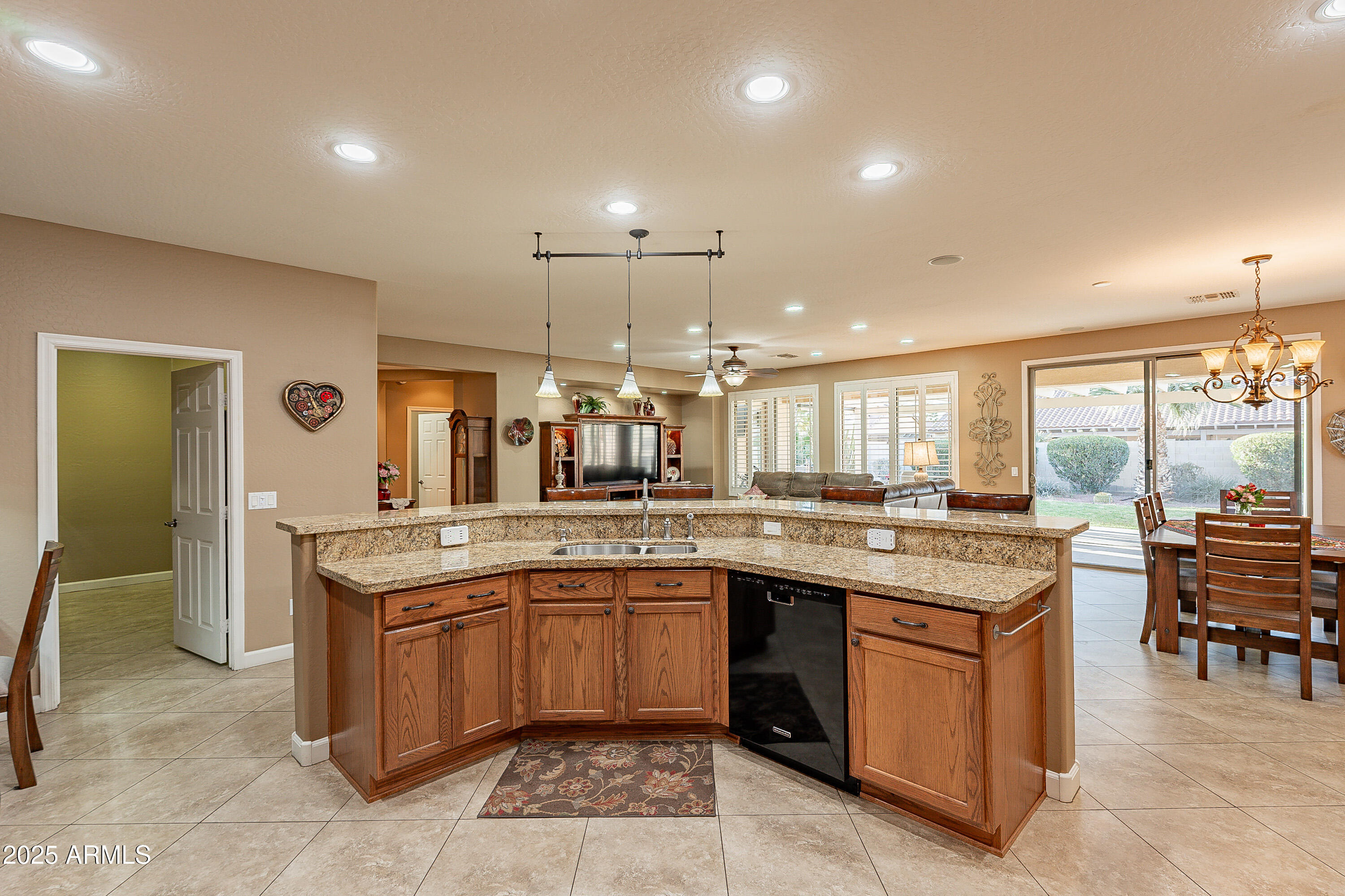 ROBSON RANCH - Residential