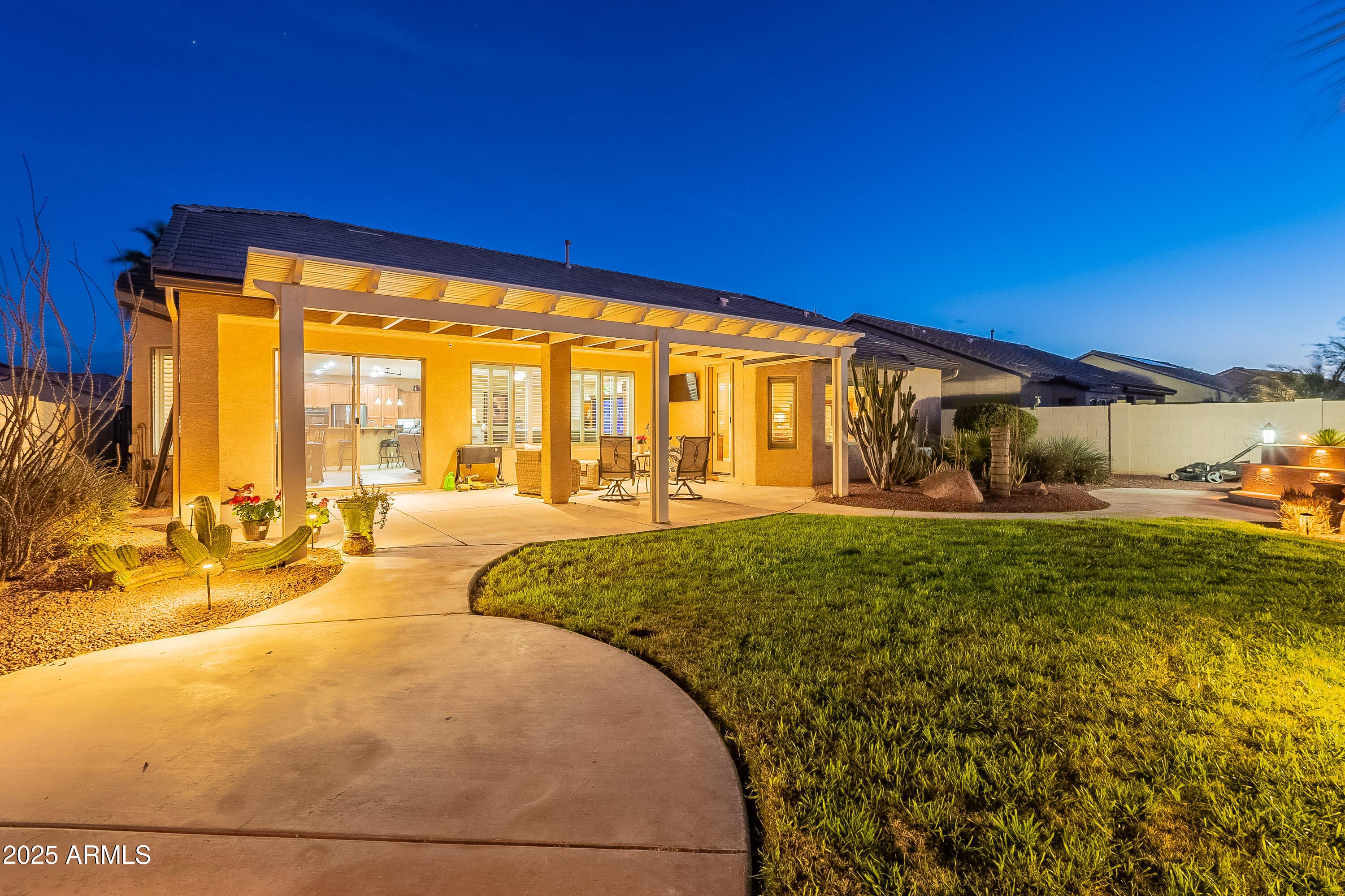 ROBSON RANCH - Residential
