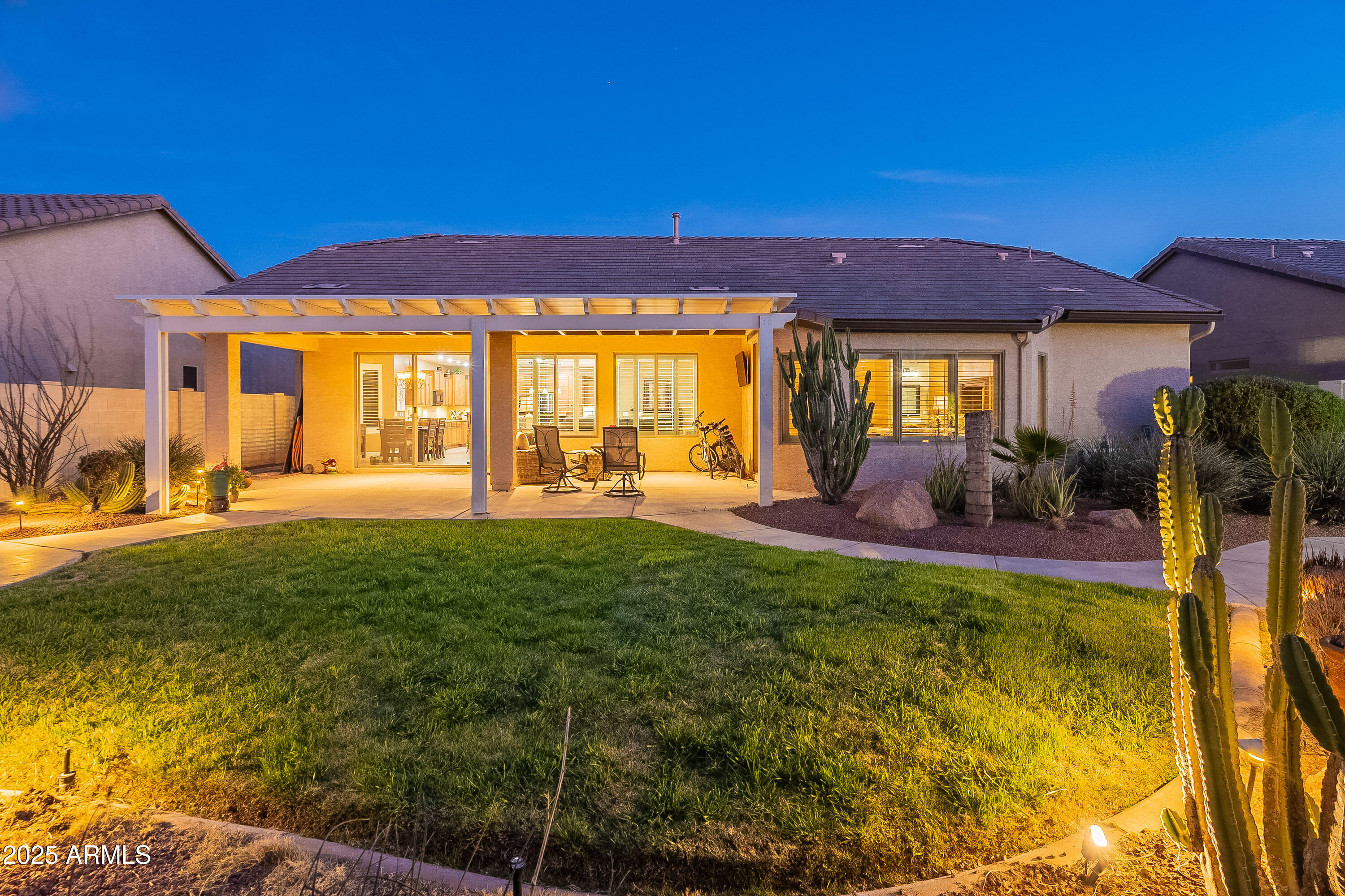 ROBSON RANCH - Residential