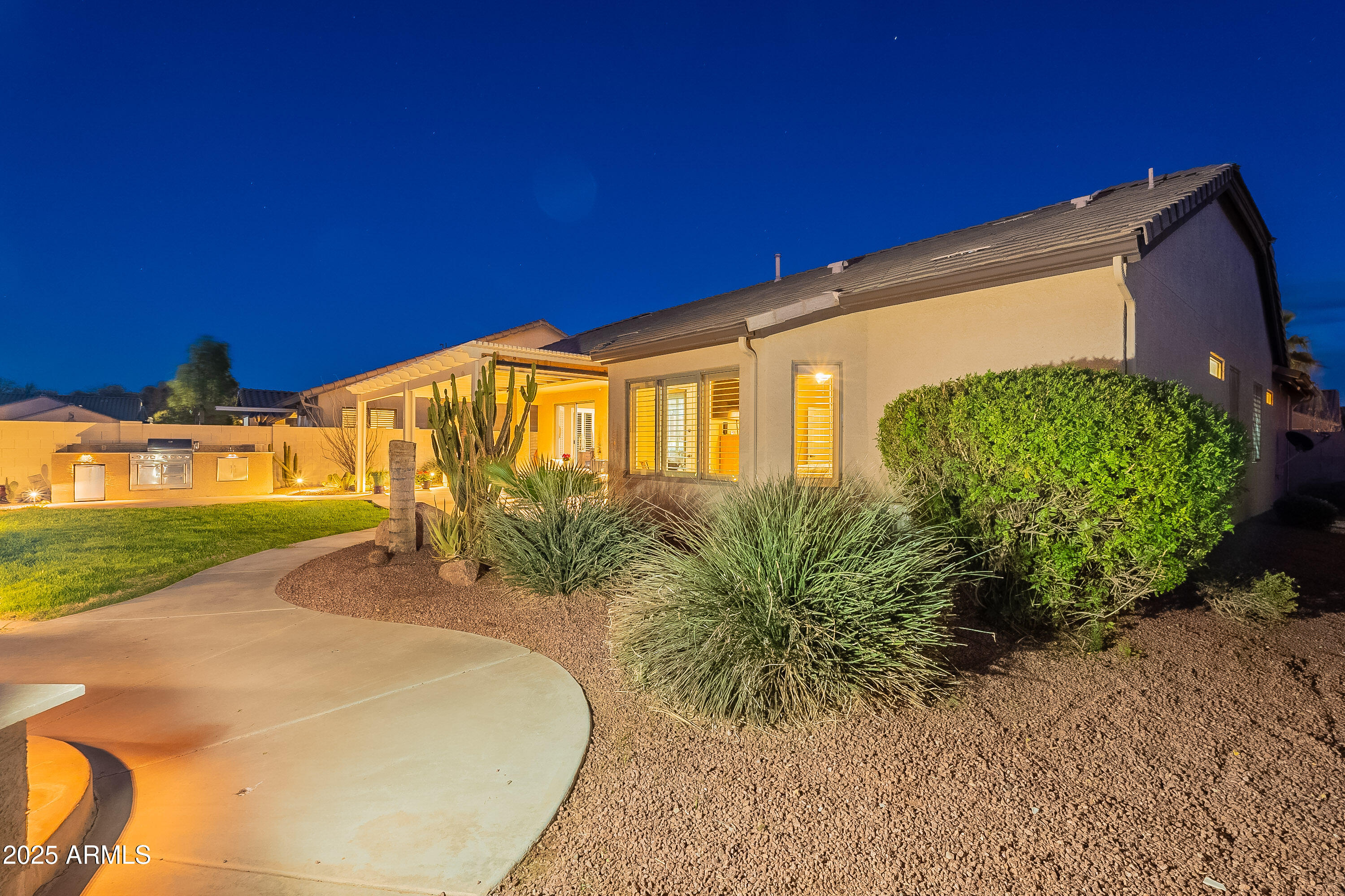 ROBSON RANCH - Residential