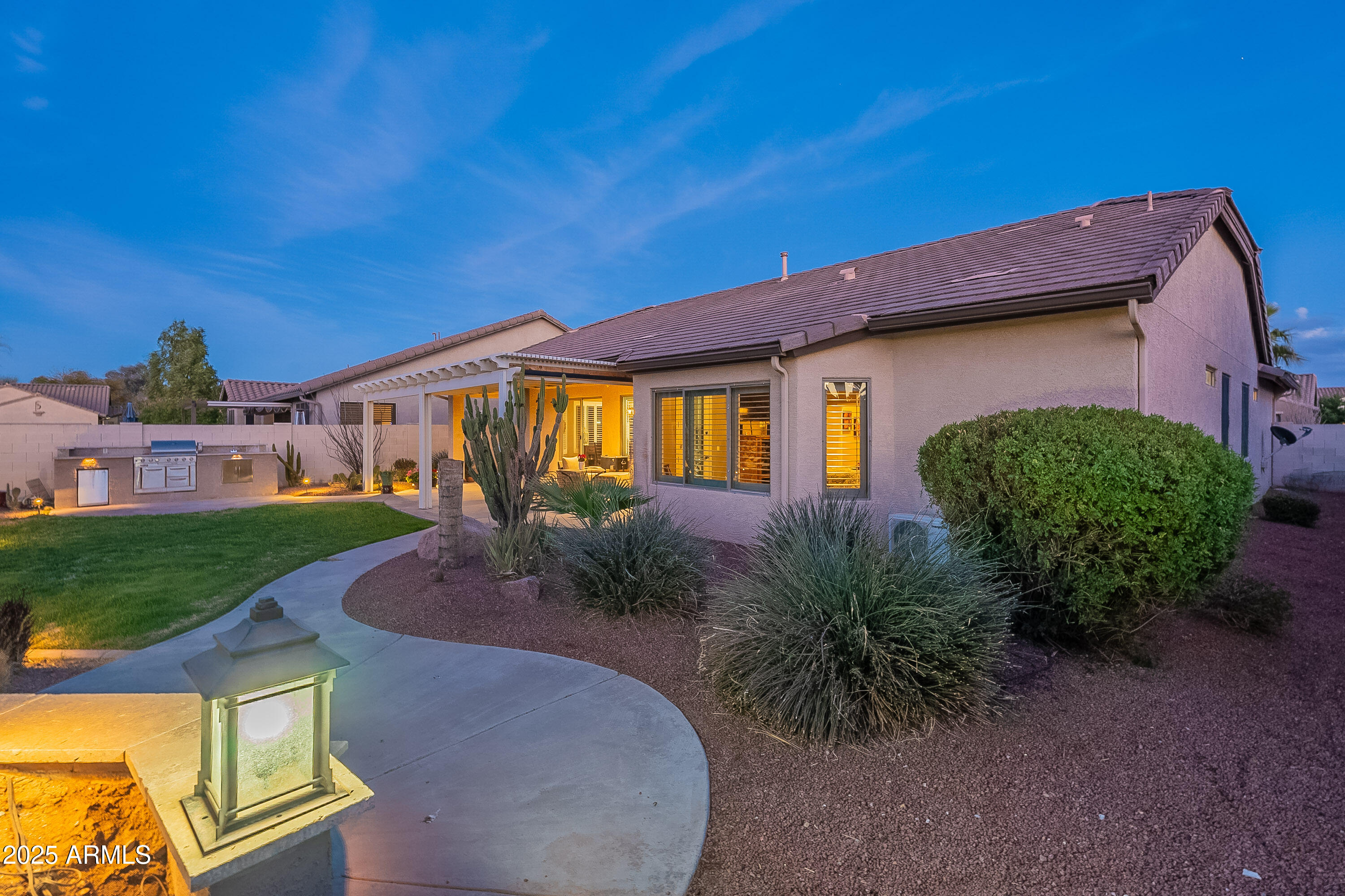ROBSON RANCH - Residential
