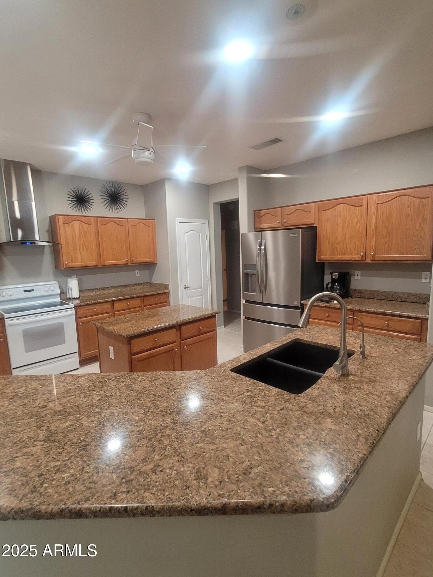 SUN CITY GRAND-DESERT BREEZE - Residential Lease