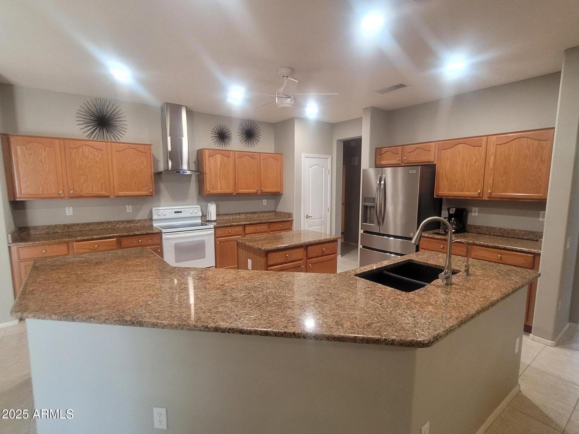 SUN CITY GRAND-DESERT BREEZE - Residential Lease