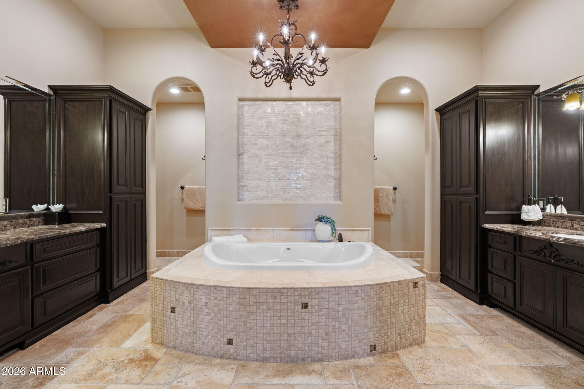 EAGLE RIDGE AT FOUNTAIN HILLS - Residential