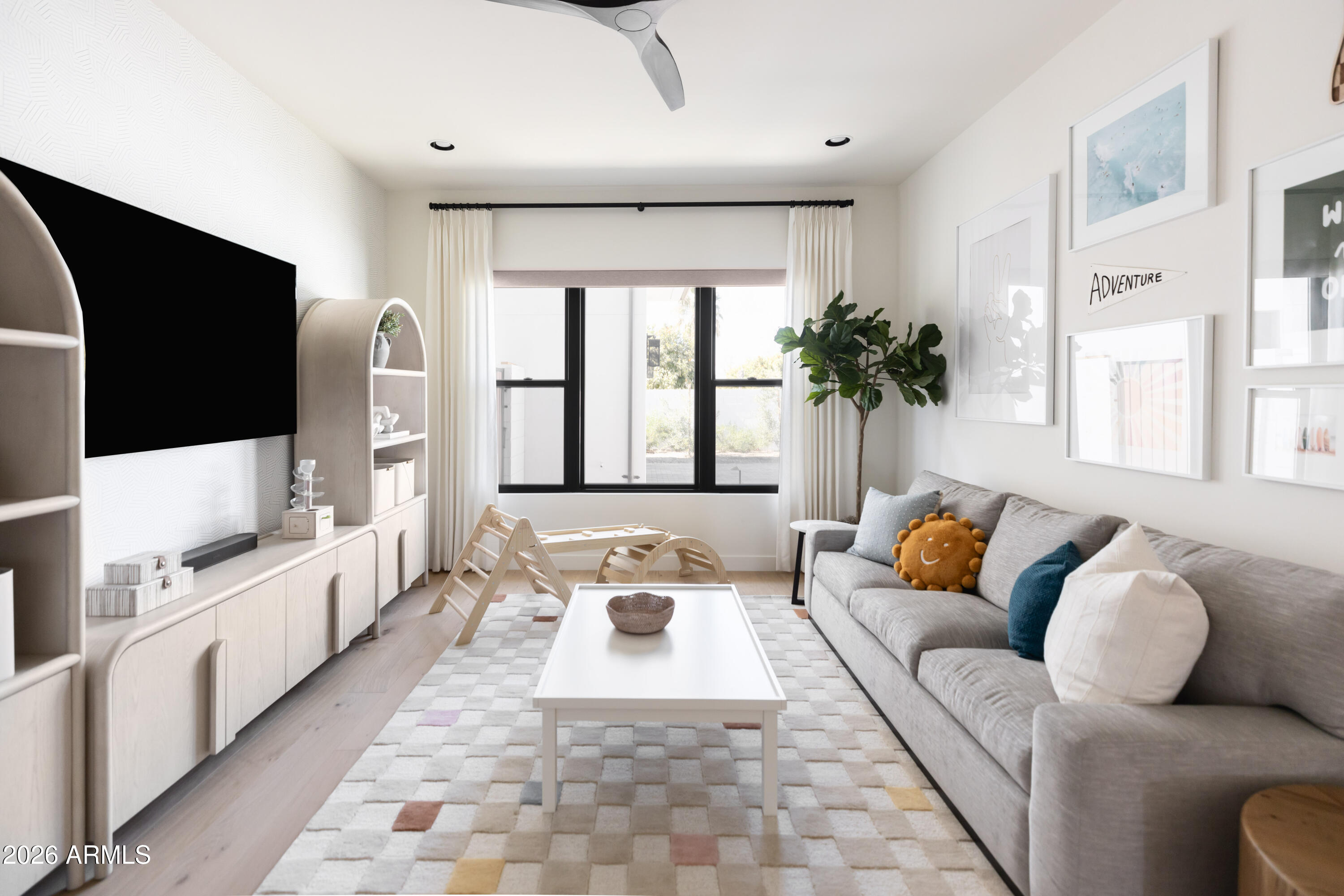 STONE CREST - Residential