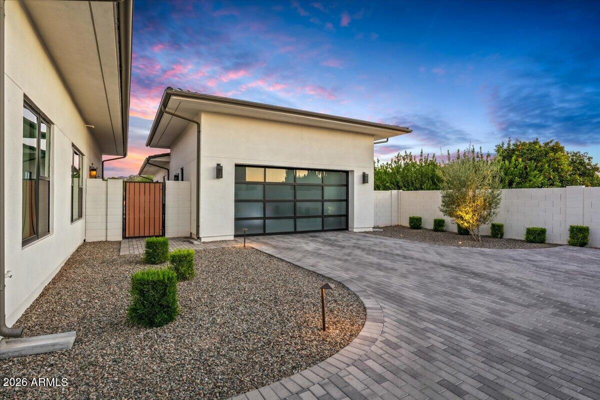 STONE CREST - Residential