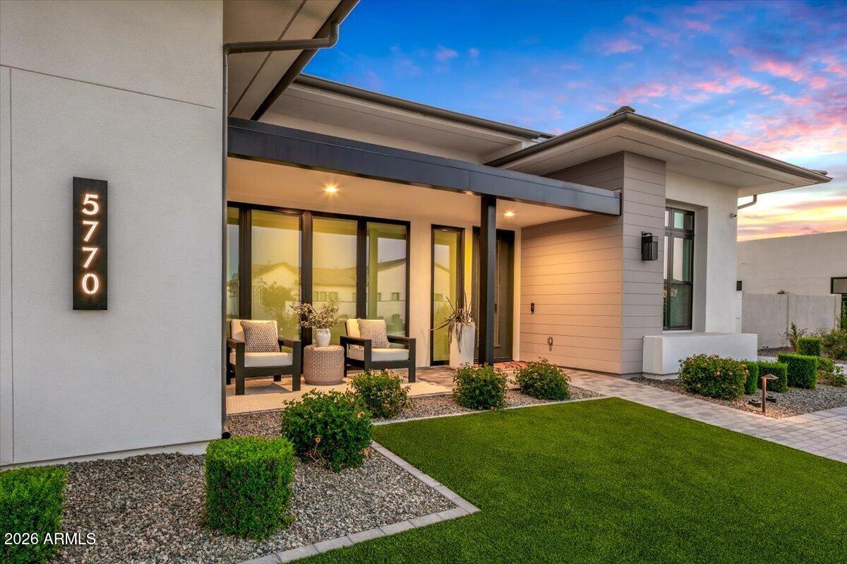 STONE CREST - Residential