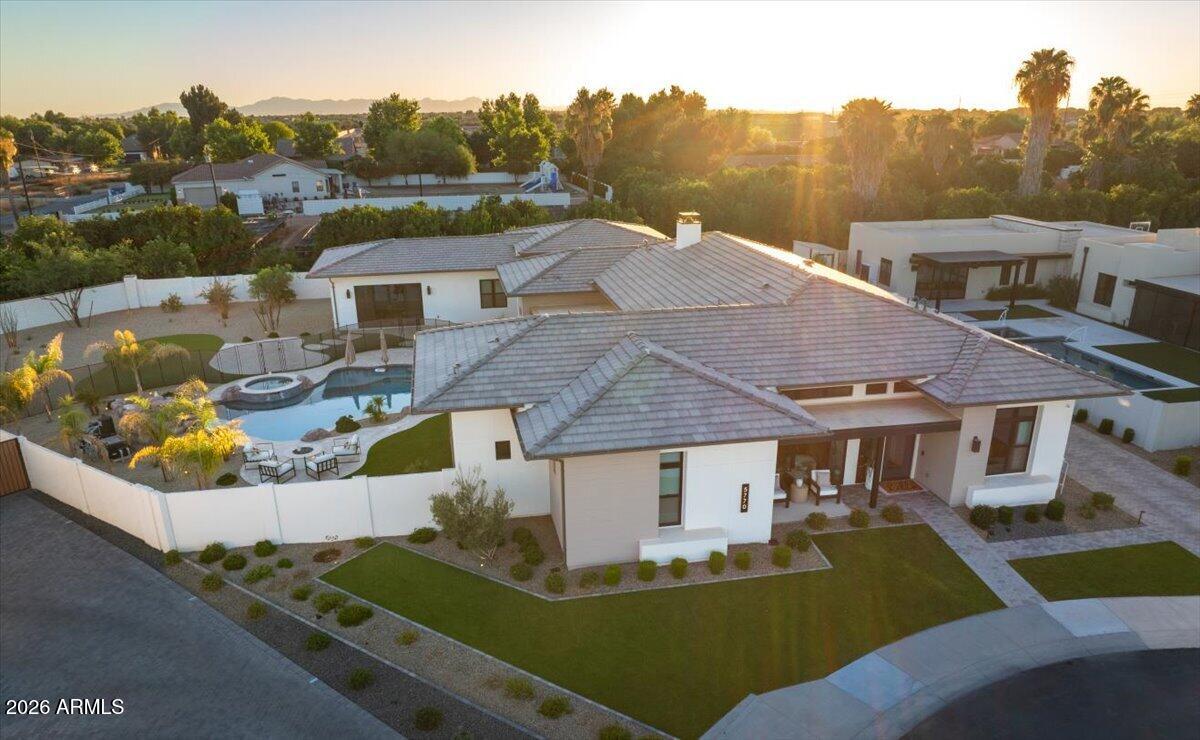 STONE CREST - Residential