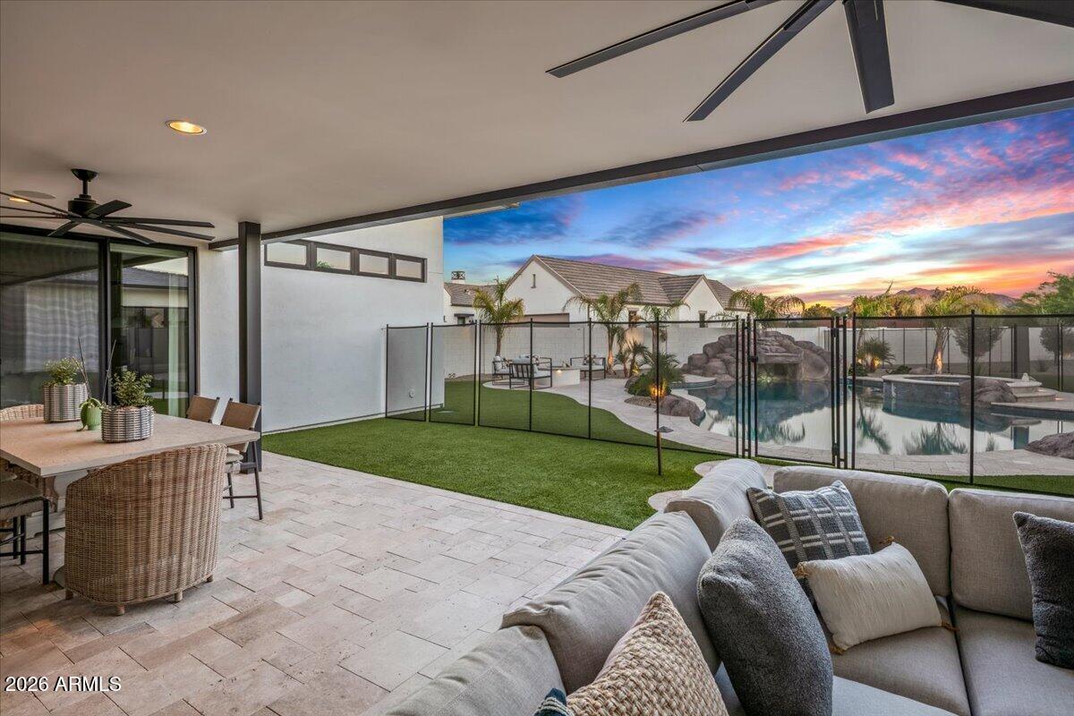 STONE CREST - Residential