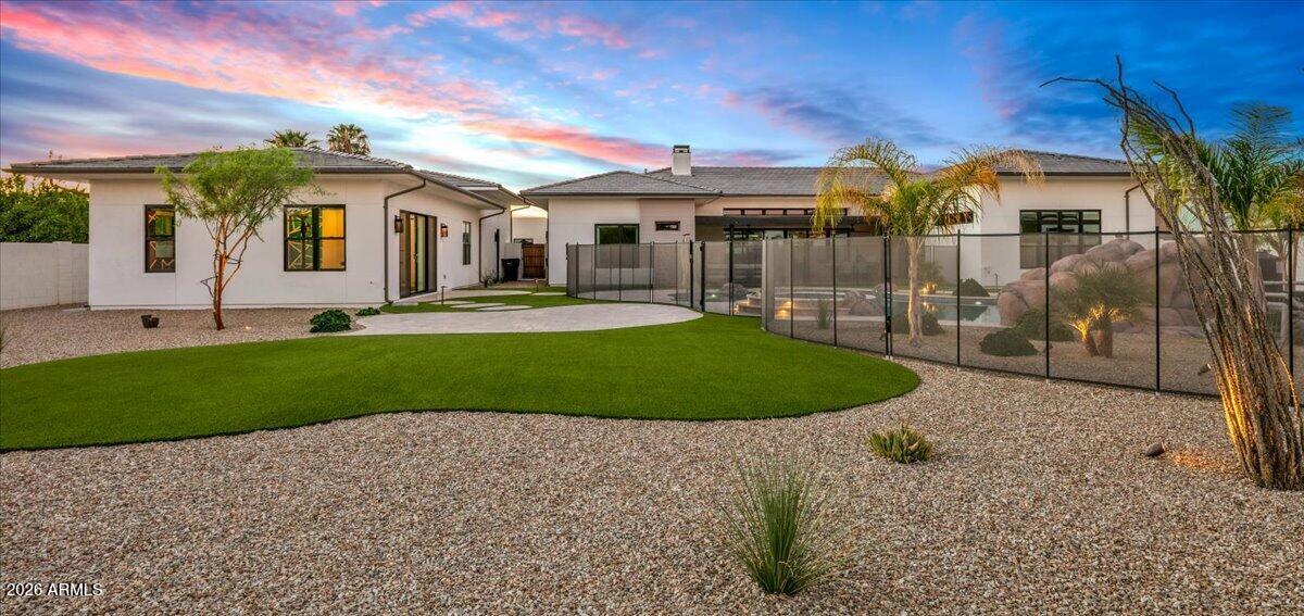 STONE CREST - Residential