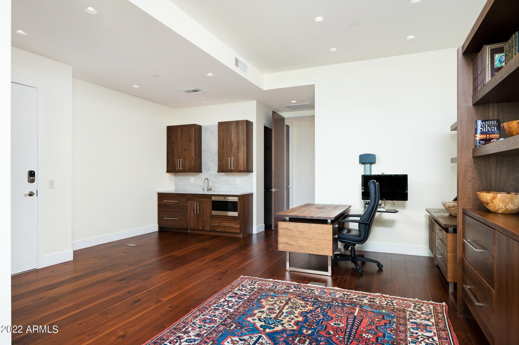 MAIN STREET PLACE - Residential