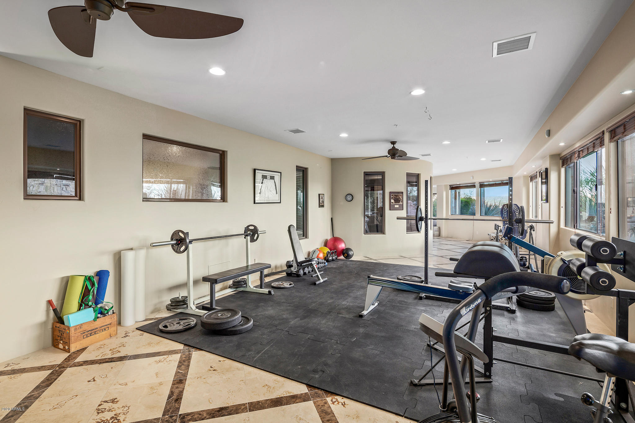 CAREFREE 3A AMD - Residential