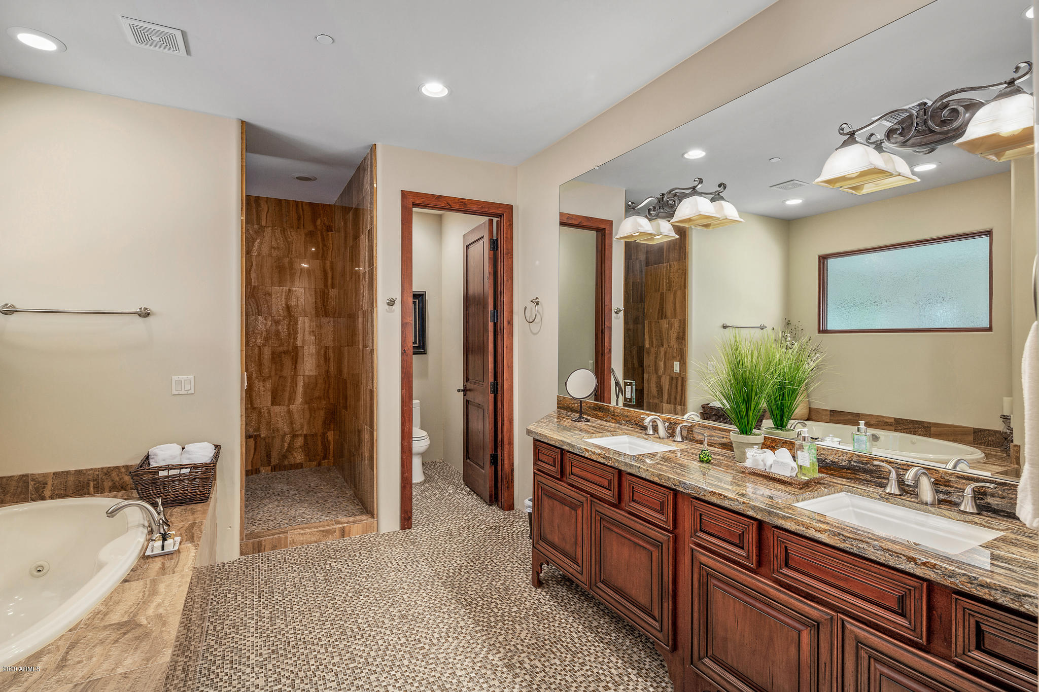 CAREFREE 3A AMD - Residential