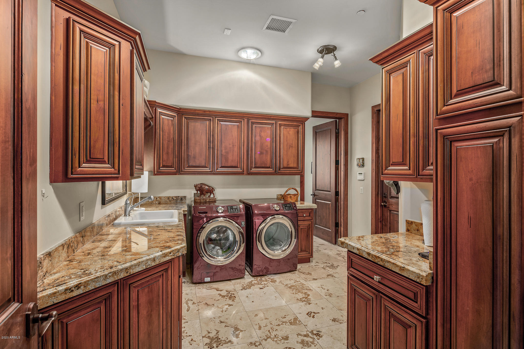 CAREFREE 3A AMD - Residential