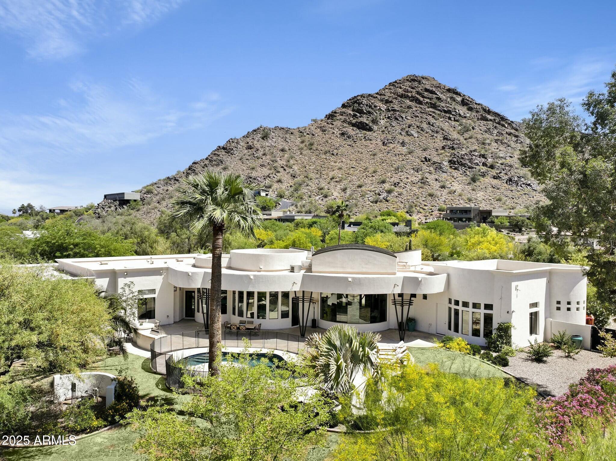 TURQUOISE HILLS - Residential