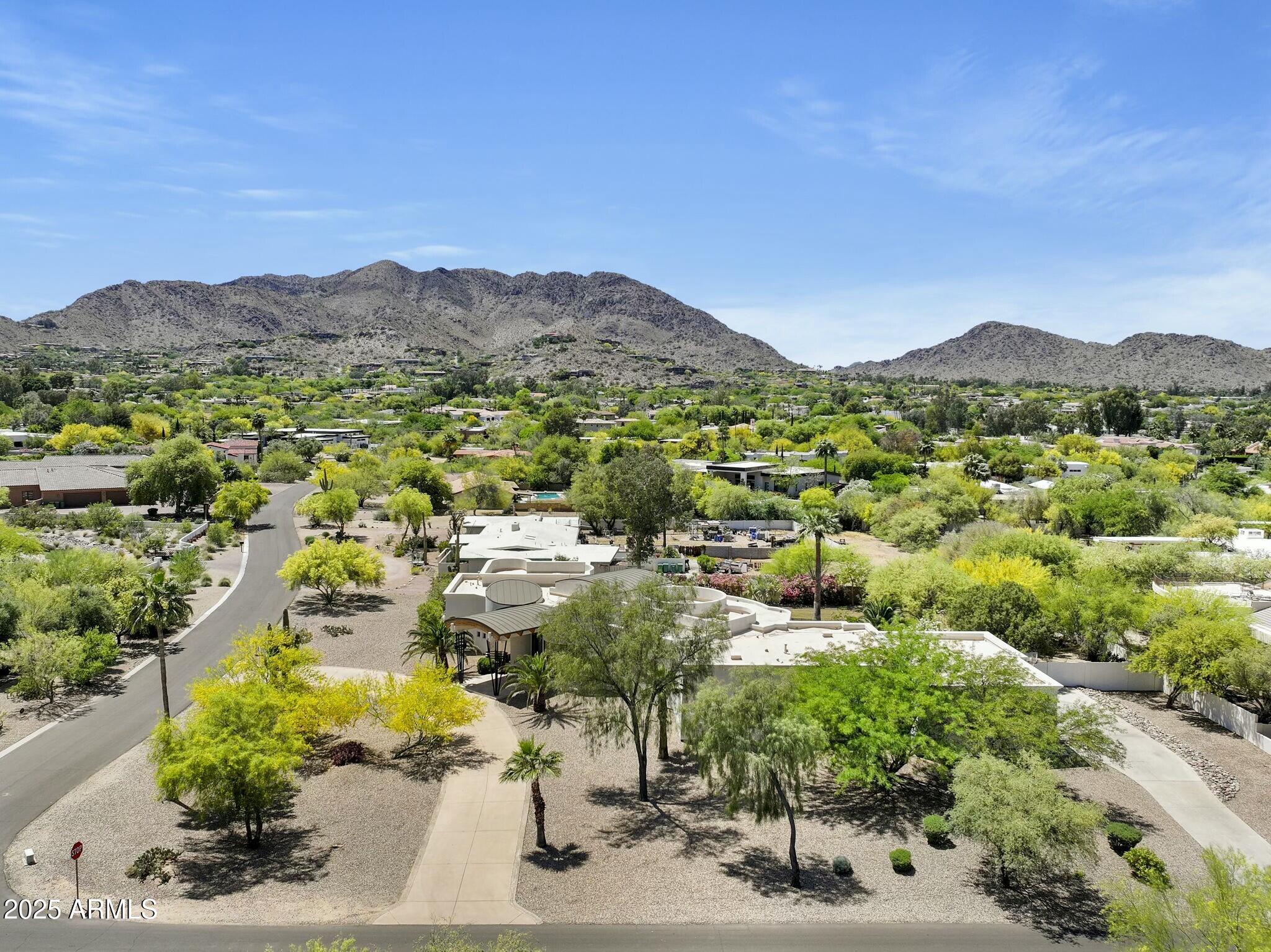 TURQUOISE HILLS - Residential