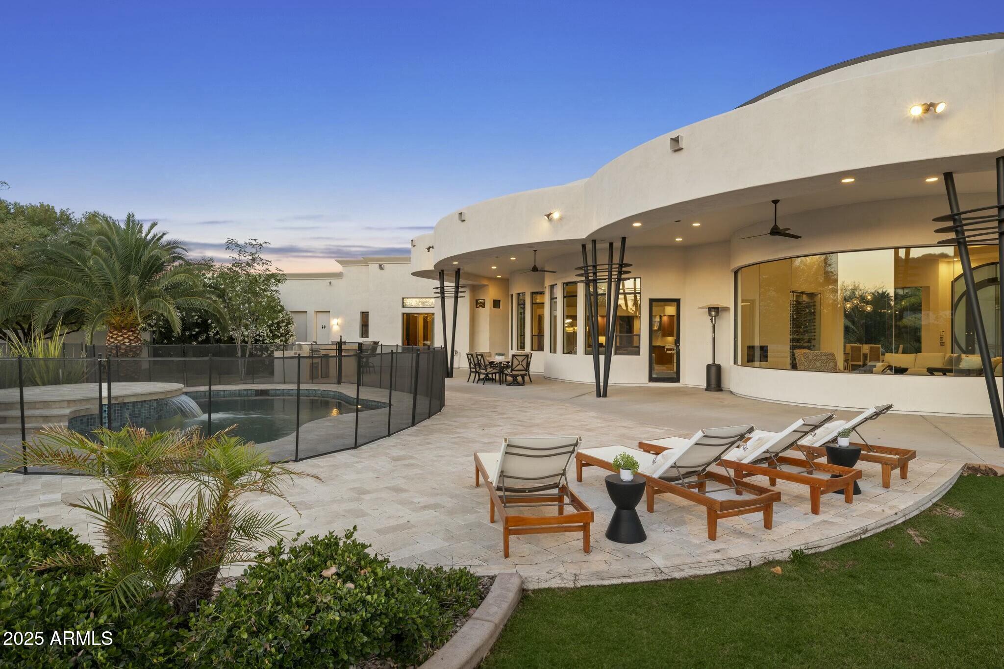 TURQUOISE HILLS - Residential