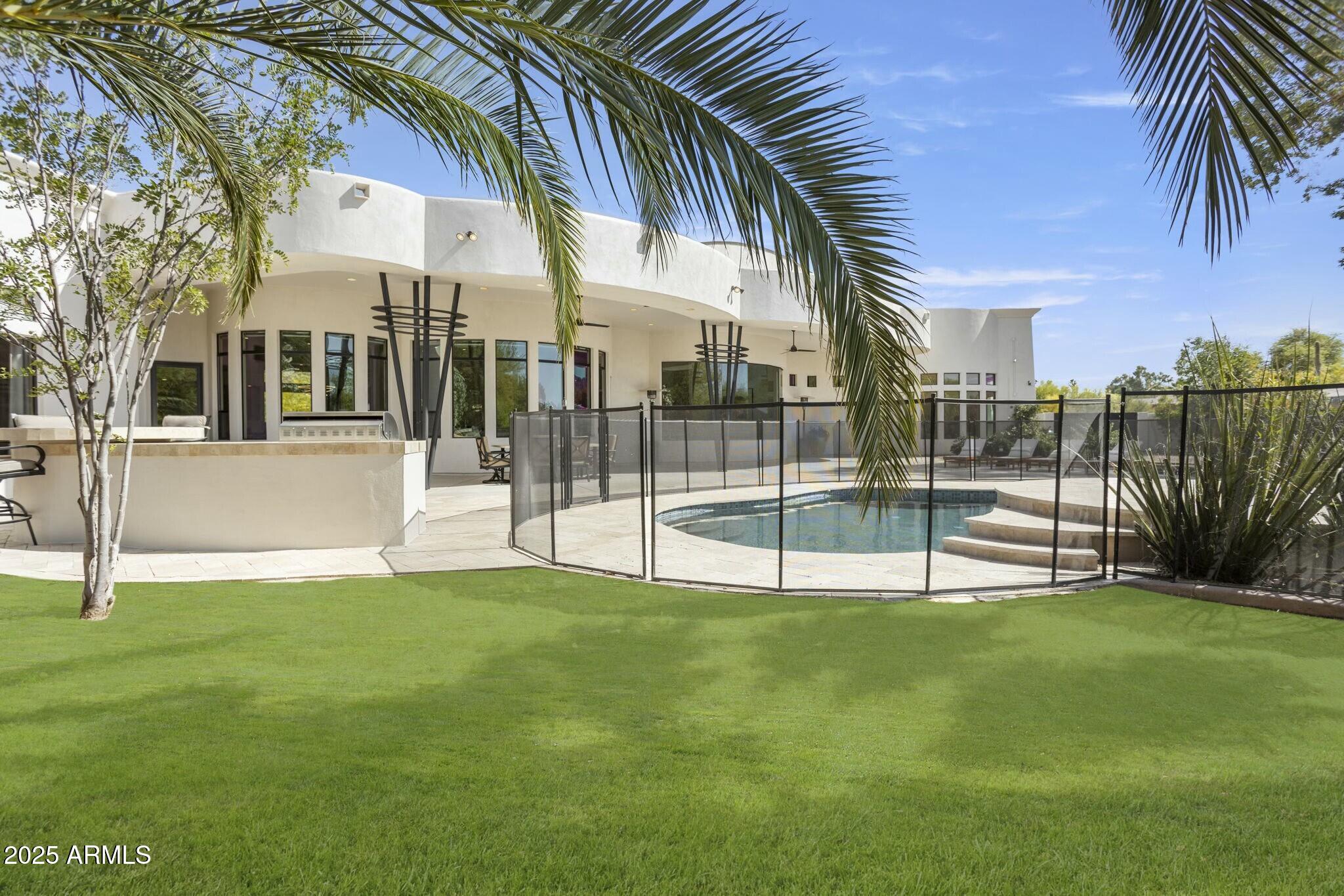 TURQUOISE HILLS - Residential