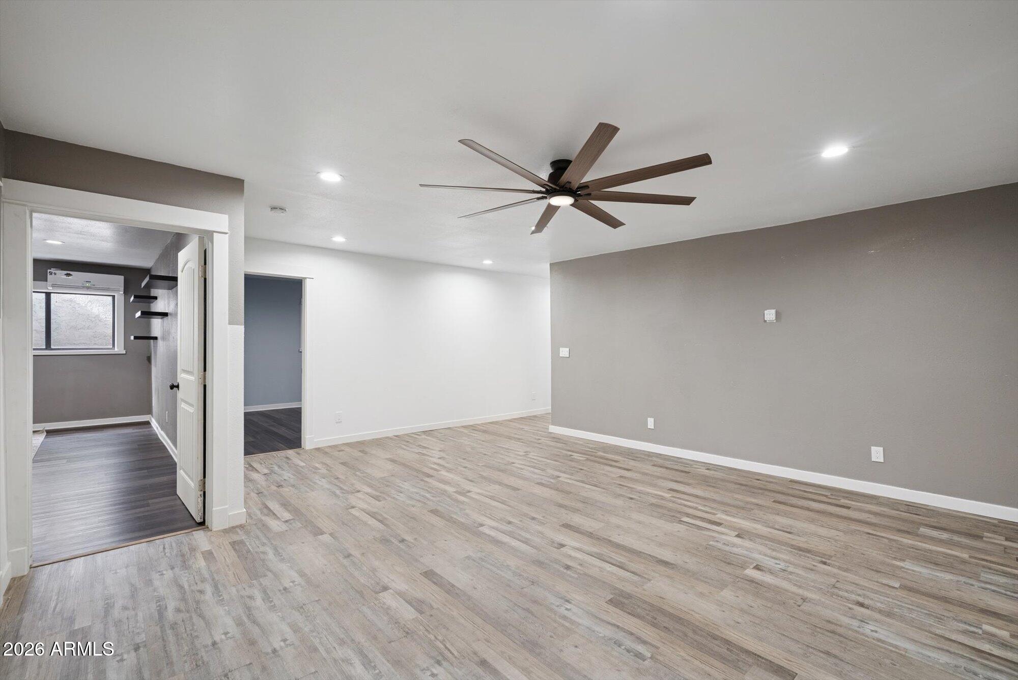 S18 T5S R6E - Residential