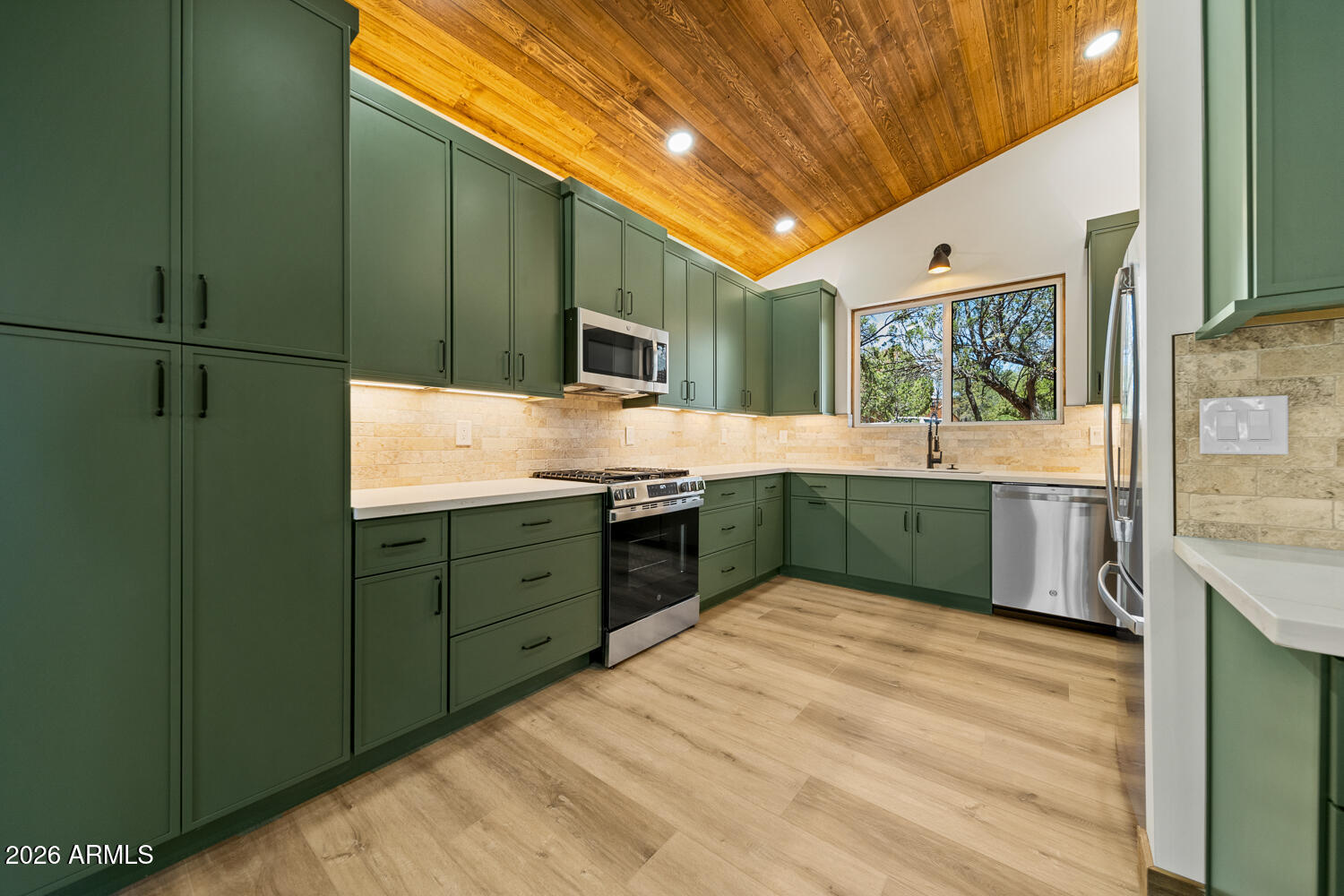 PINE MEADOWS COUNTRY CLUB ESTATES - Residential