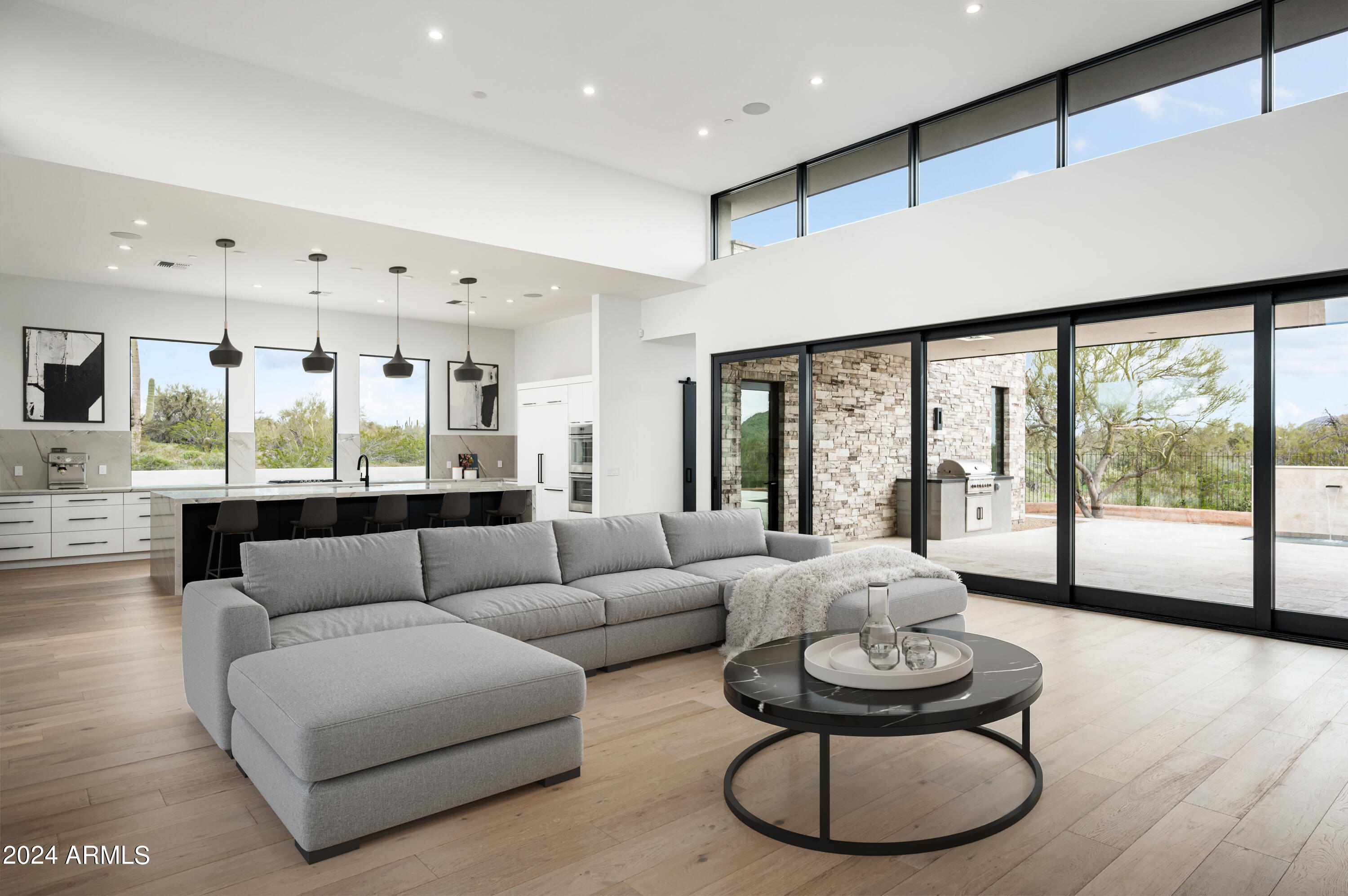 WHISPER ROCK - Residential