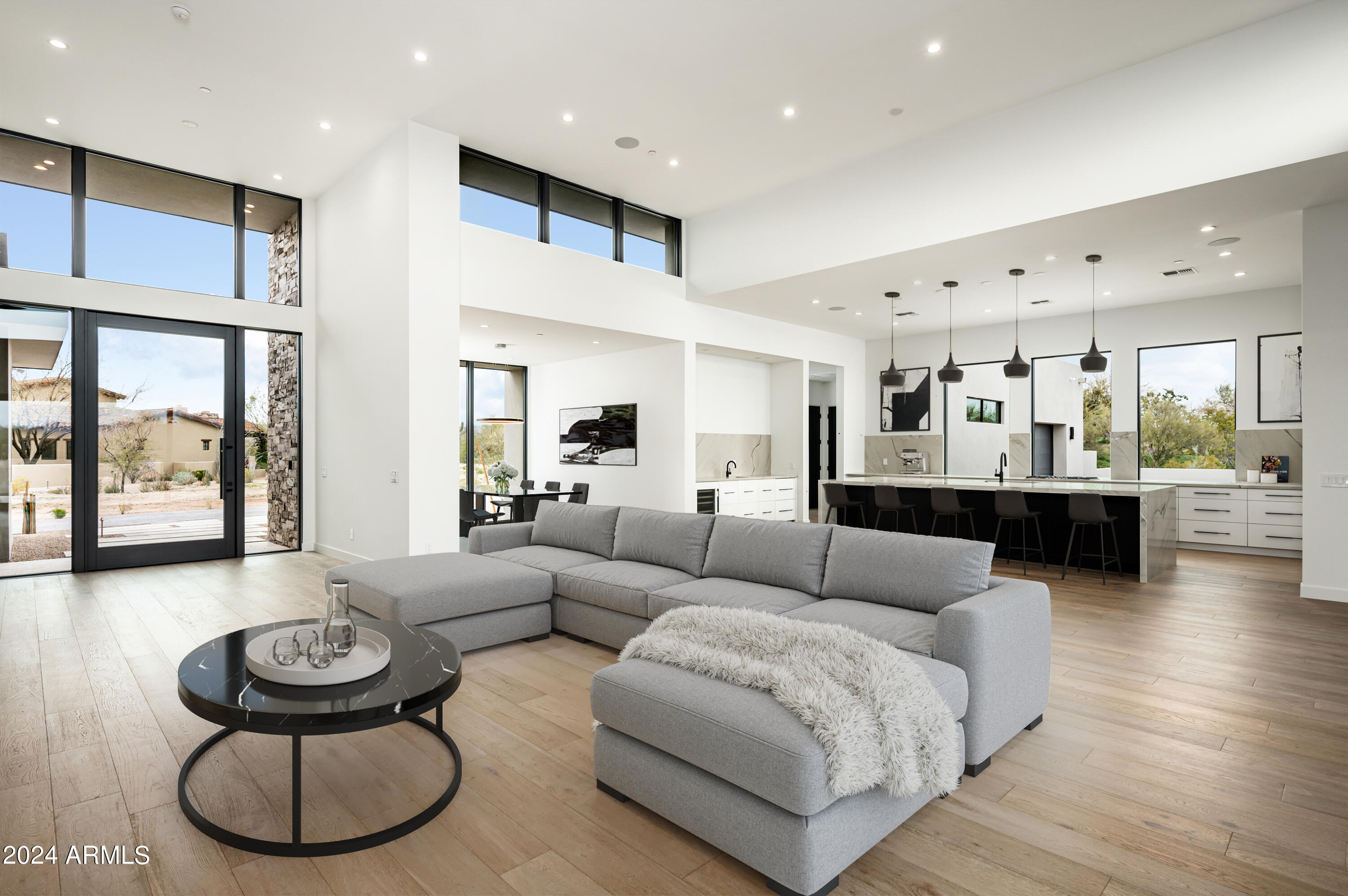 WHISPER ROCK - Residential