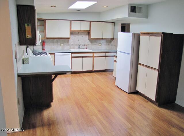 VILLAGE MEADOWS 2 - Residential Lease