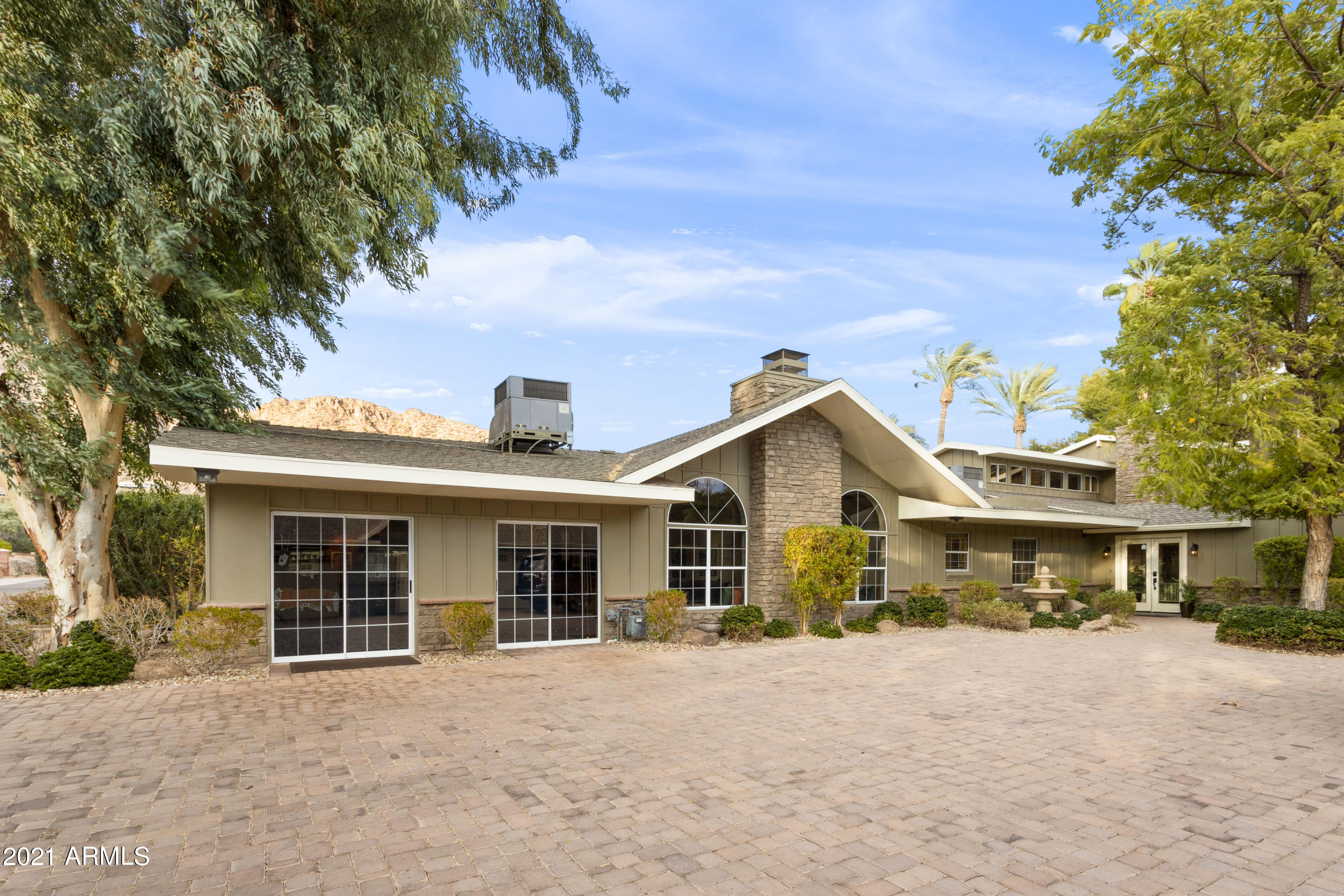 HACIENDA ALLENADA - Residential
