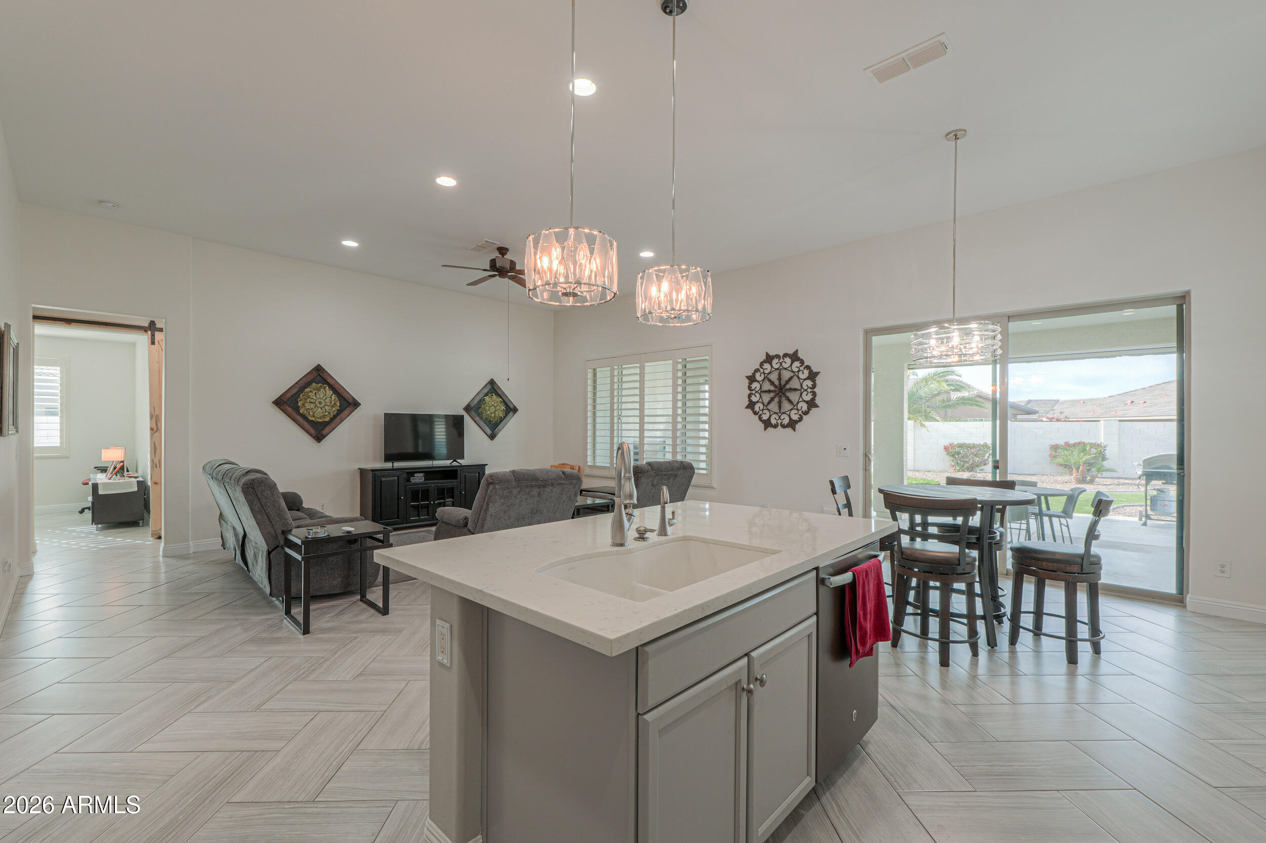 ROBSON RANCH - Residential