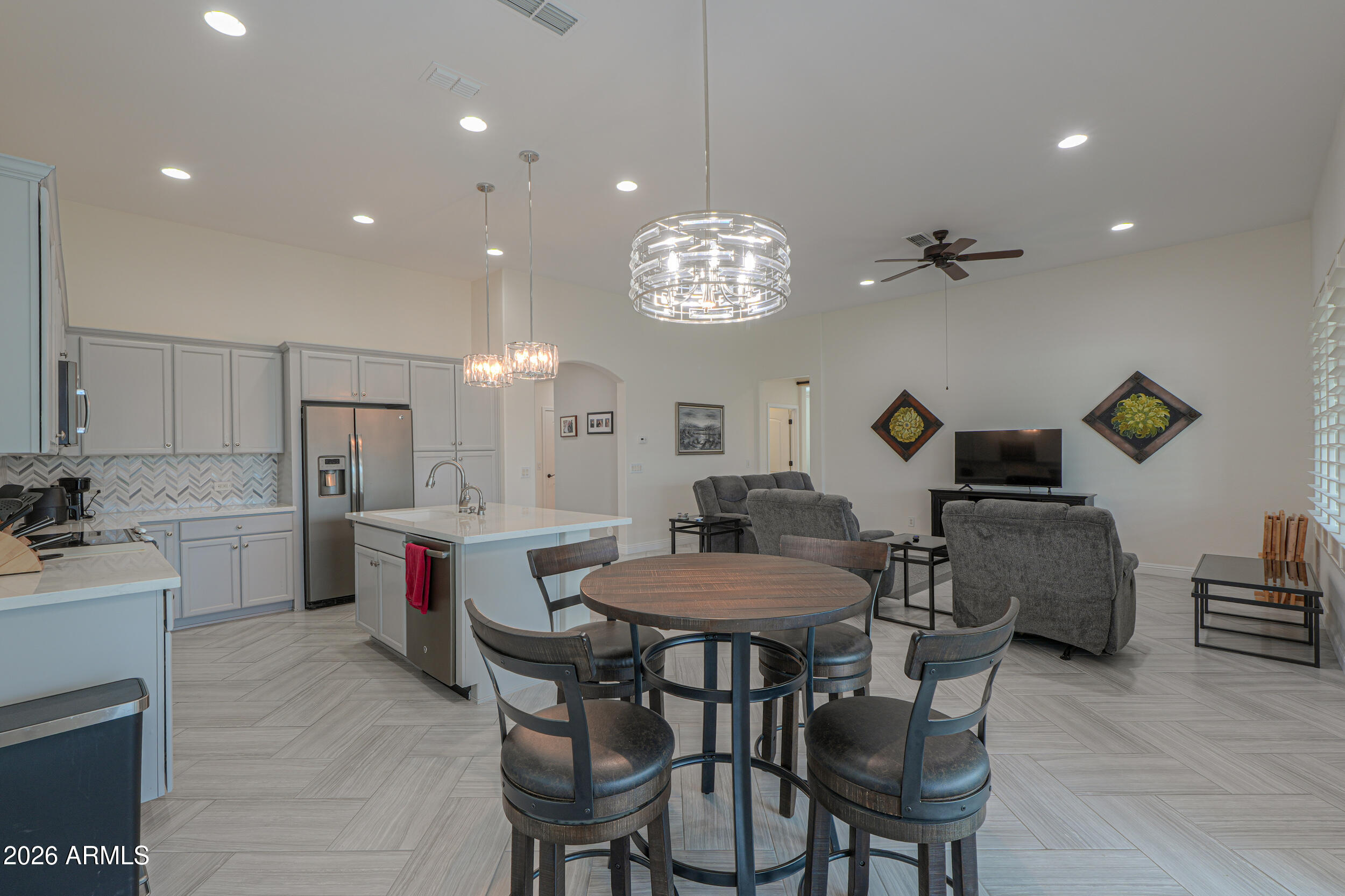 ROBSON RANCH - Residential