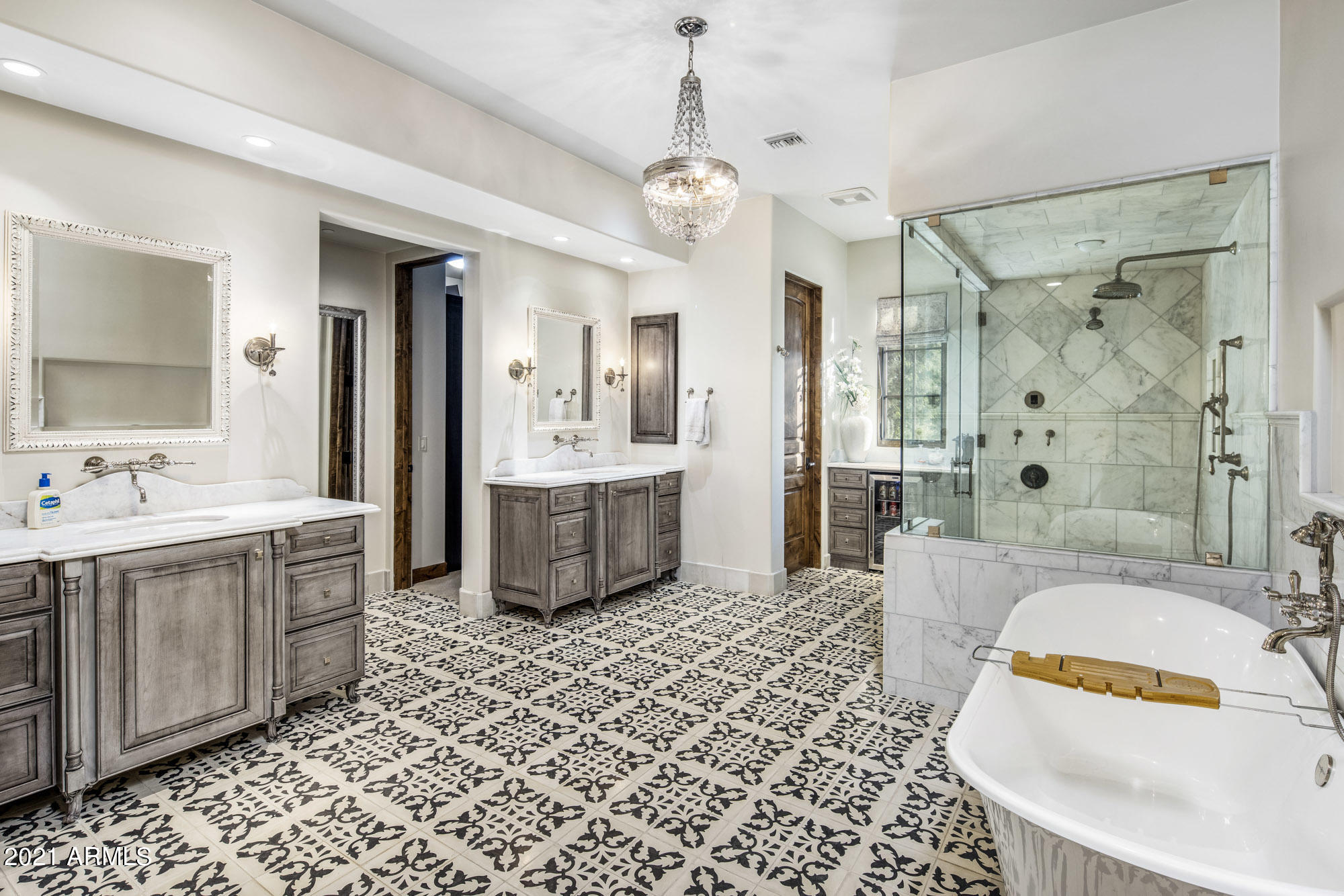 SILVERLEAF - Residential
