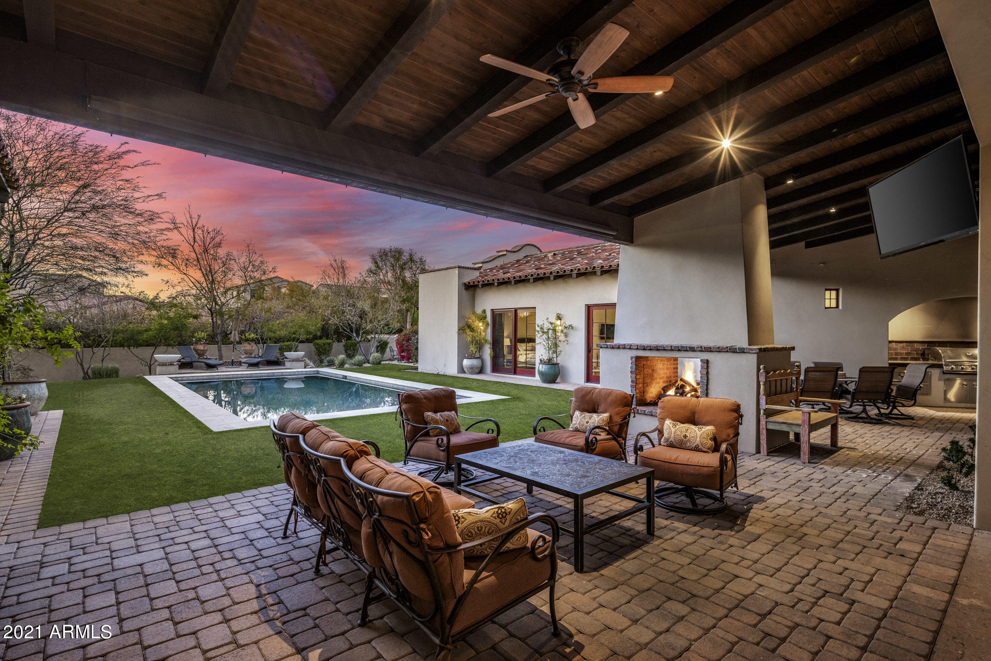 SILVERLEAF - Residential