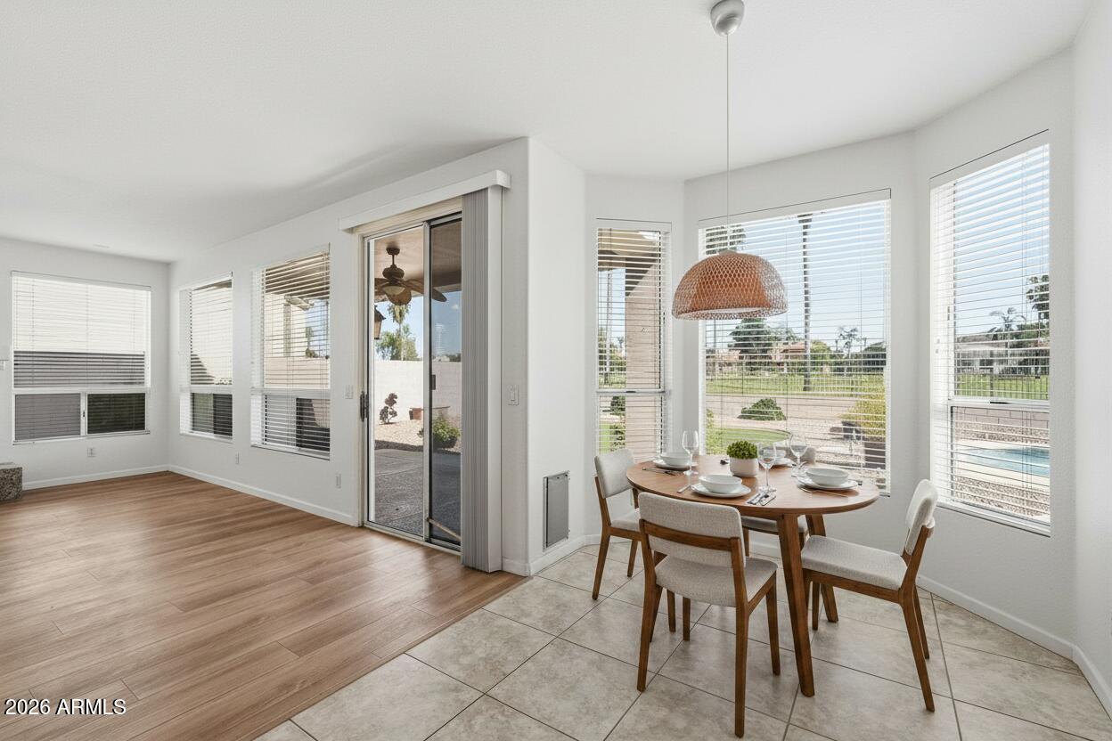 ARROWHEAD CAMELOT VIEWS - Residential