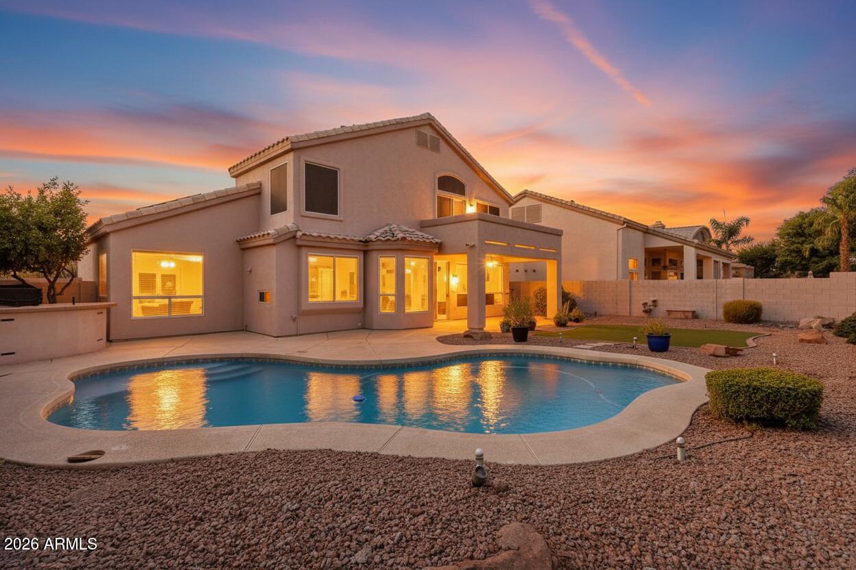ARROWHEAD CAMELOT VIEWS - Residential
