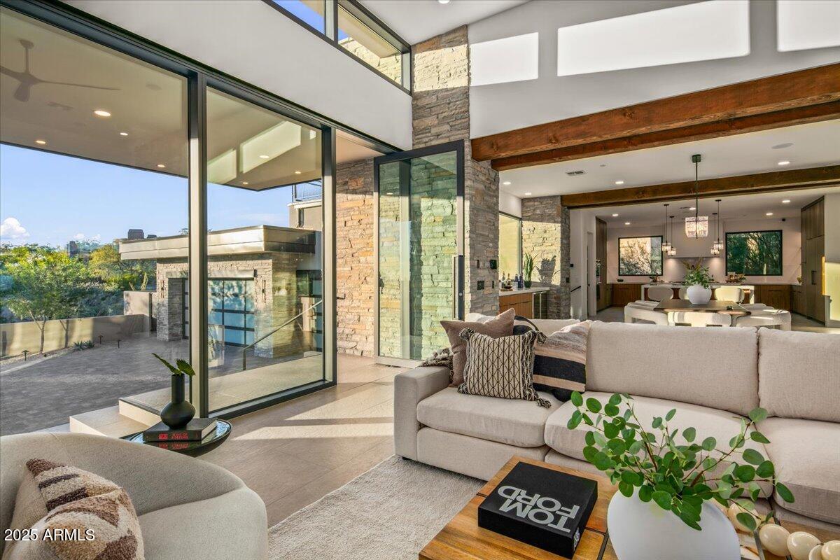 MIRABEL CLUB - Residential