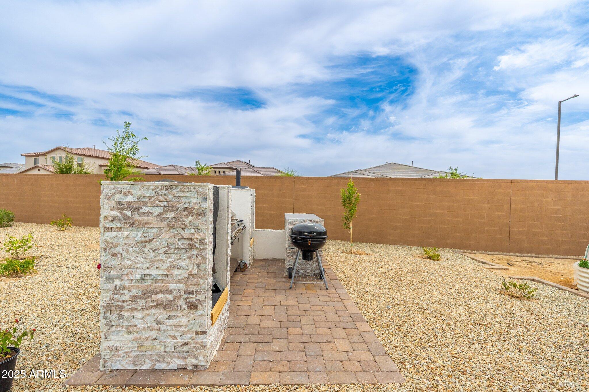 WHITE TANK FOOTHILLS PARCEL 16 - Residential