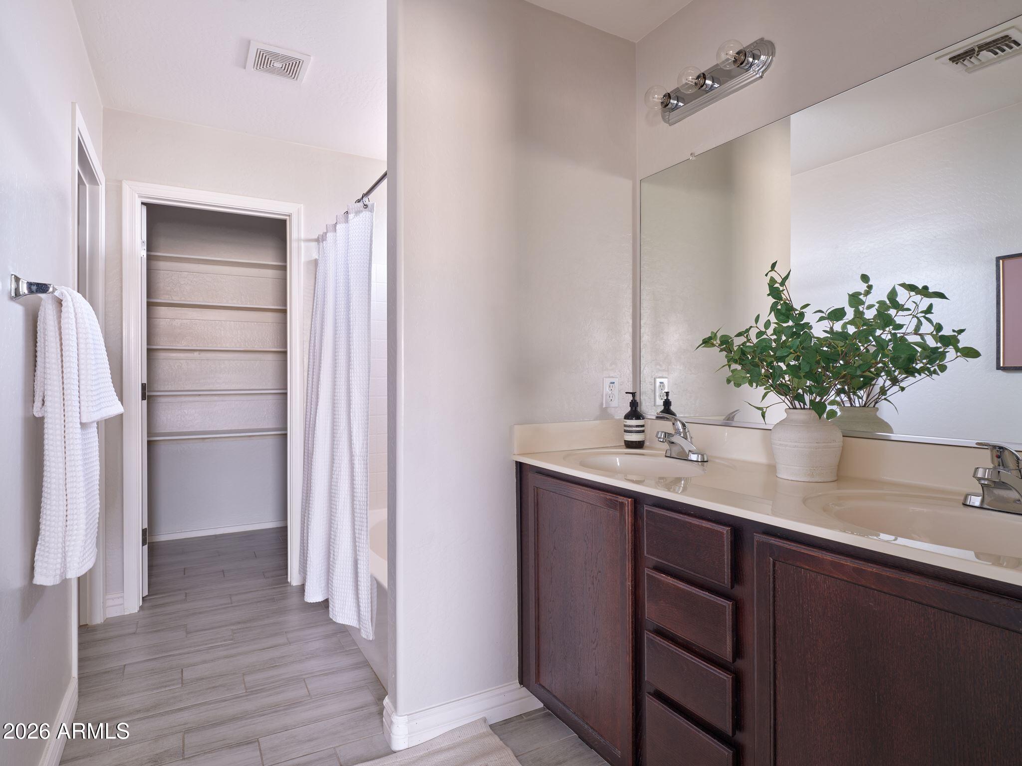 SARATOGA SPRINGS 2 CONDOMINIUM - Residential