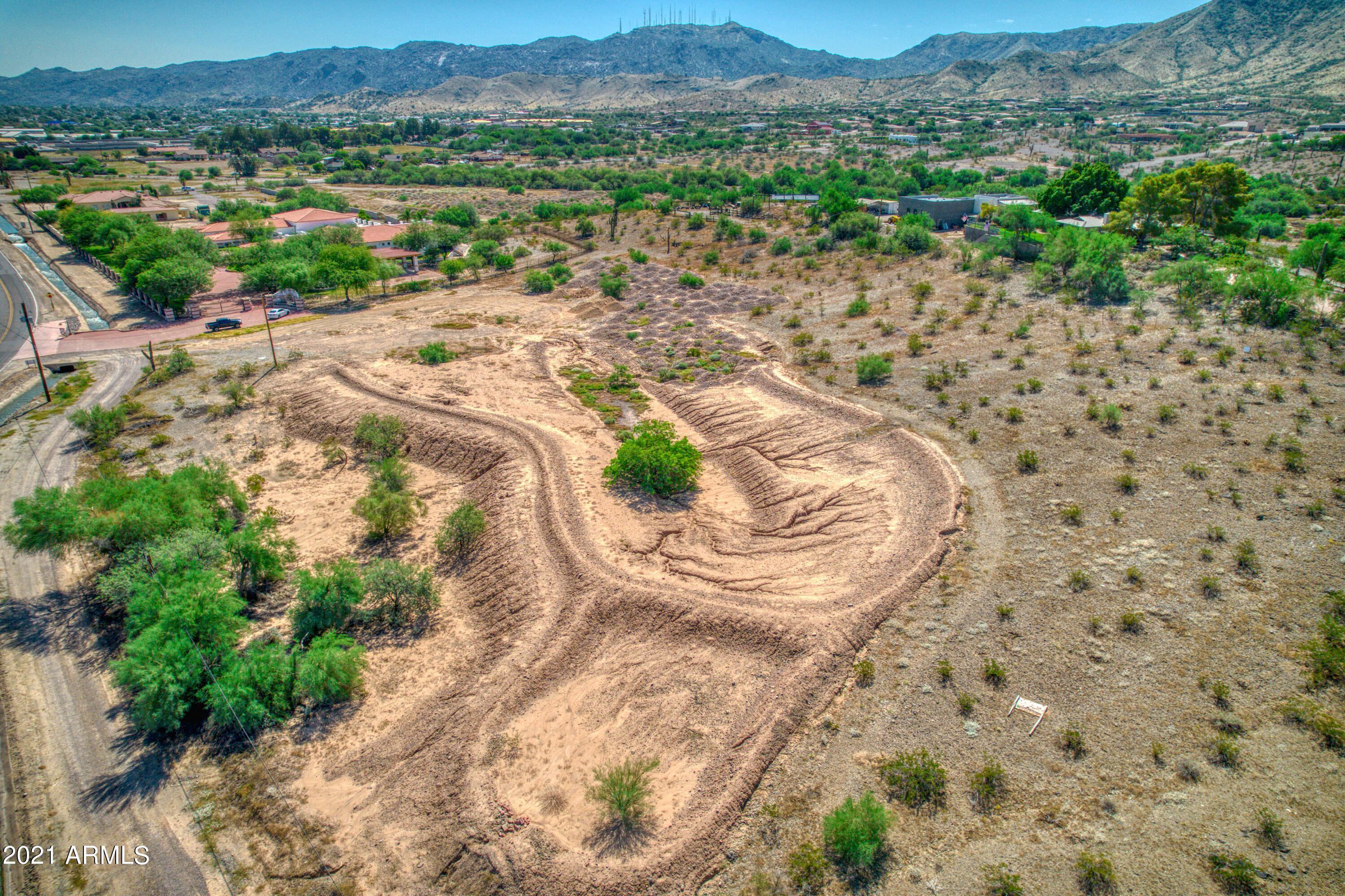 Exceptional Residential lot with city and mountain views in a custom area of South Mountain north. Utilities are nearby. The lot is ready for development for your custom dream home.
