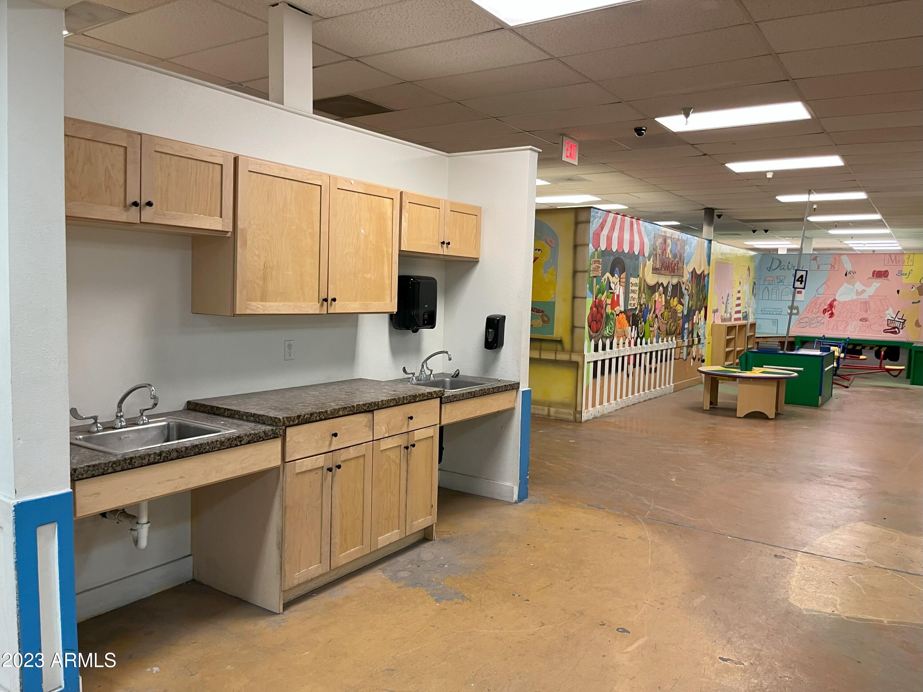 EVANS ADDITION TO ORANGEWOOD BLOCK 1 LOTS 1&2 - Commercial Sale