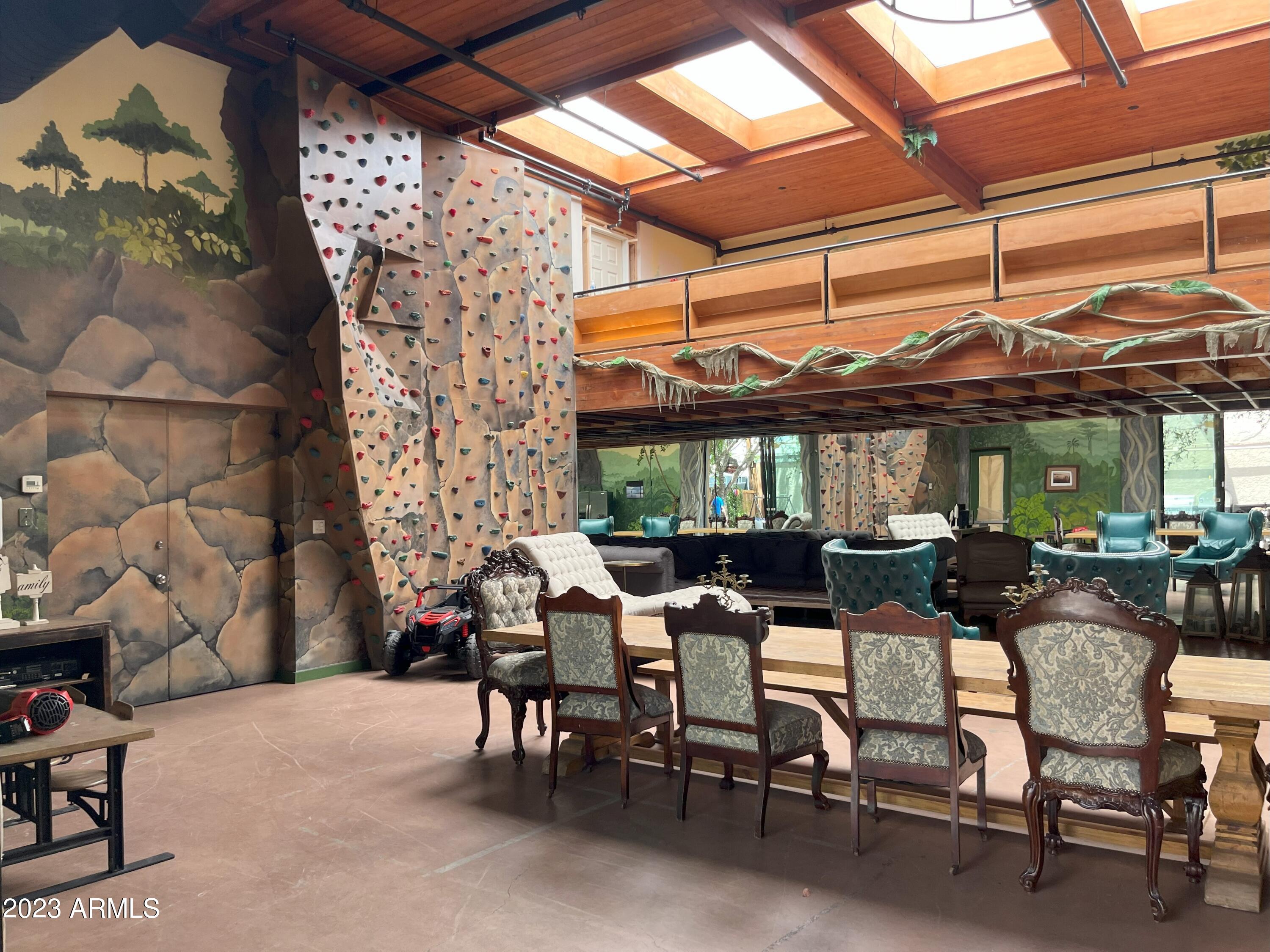 EVANS ADDITION TO ORANGEWOOD BLOCK 1 LOTS 1&2 - Commercial Sale