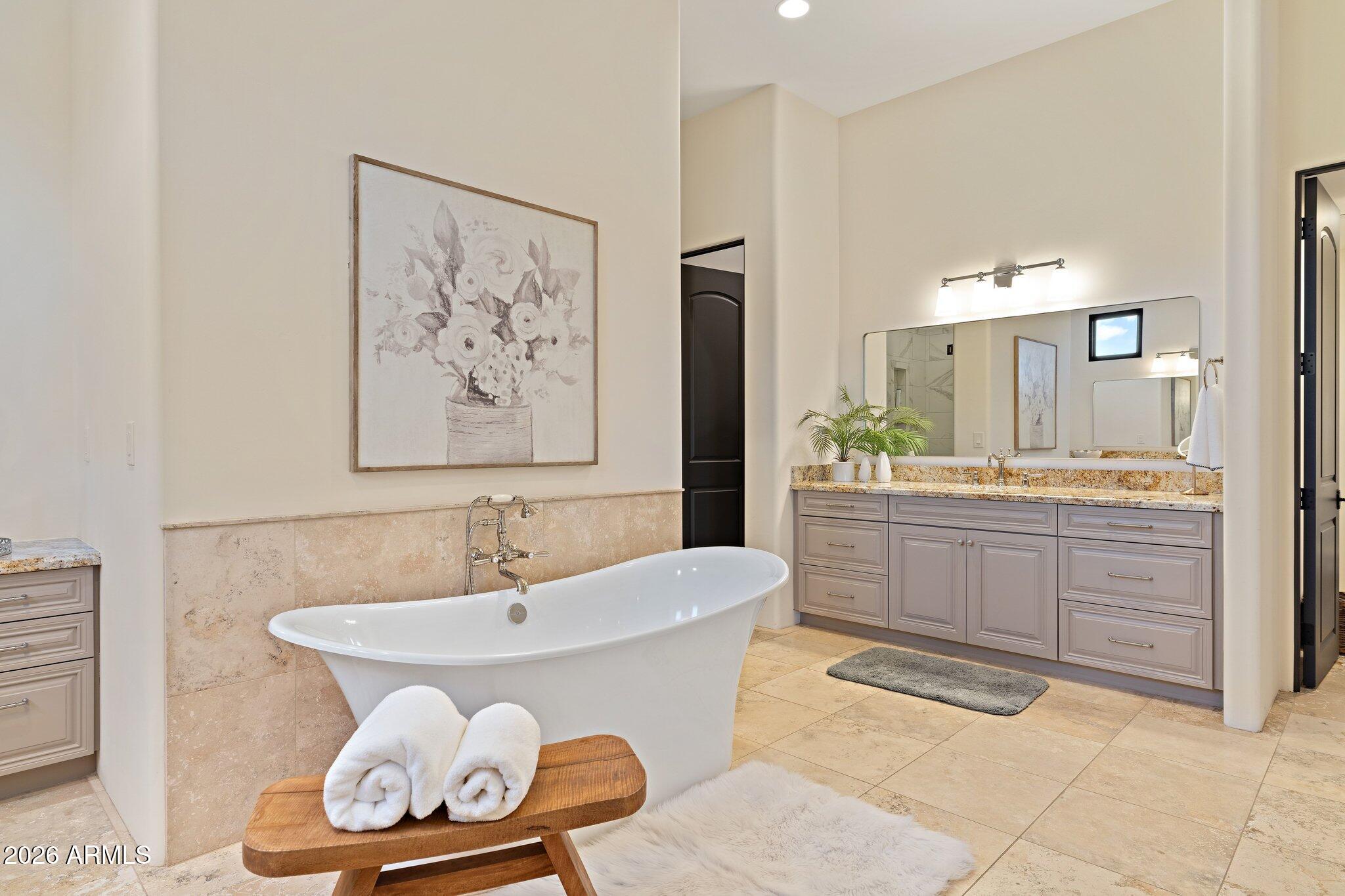 DESERT MOUNTAIN PHASE 1 UNIT 1 LOT 1-205 TR A - Residential