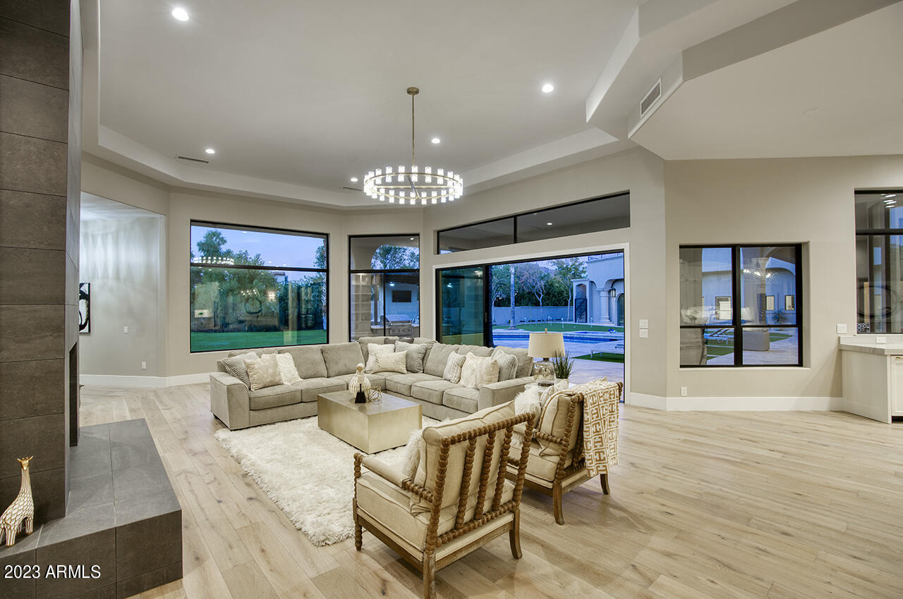 SANCTUARY - Residential