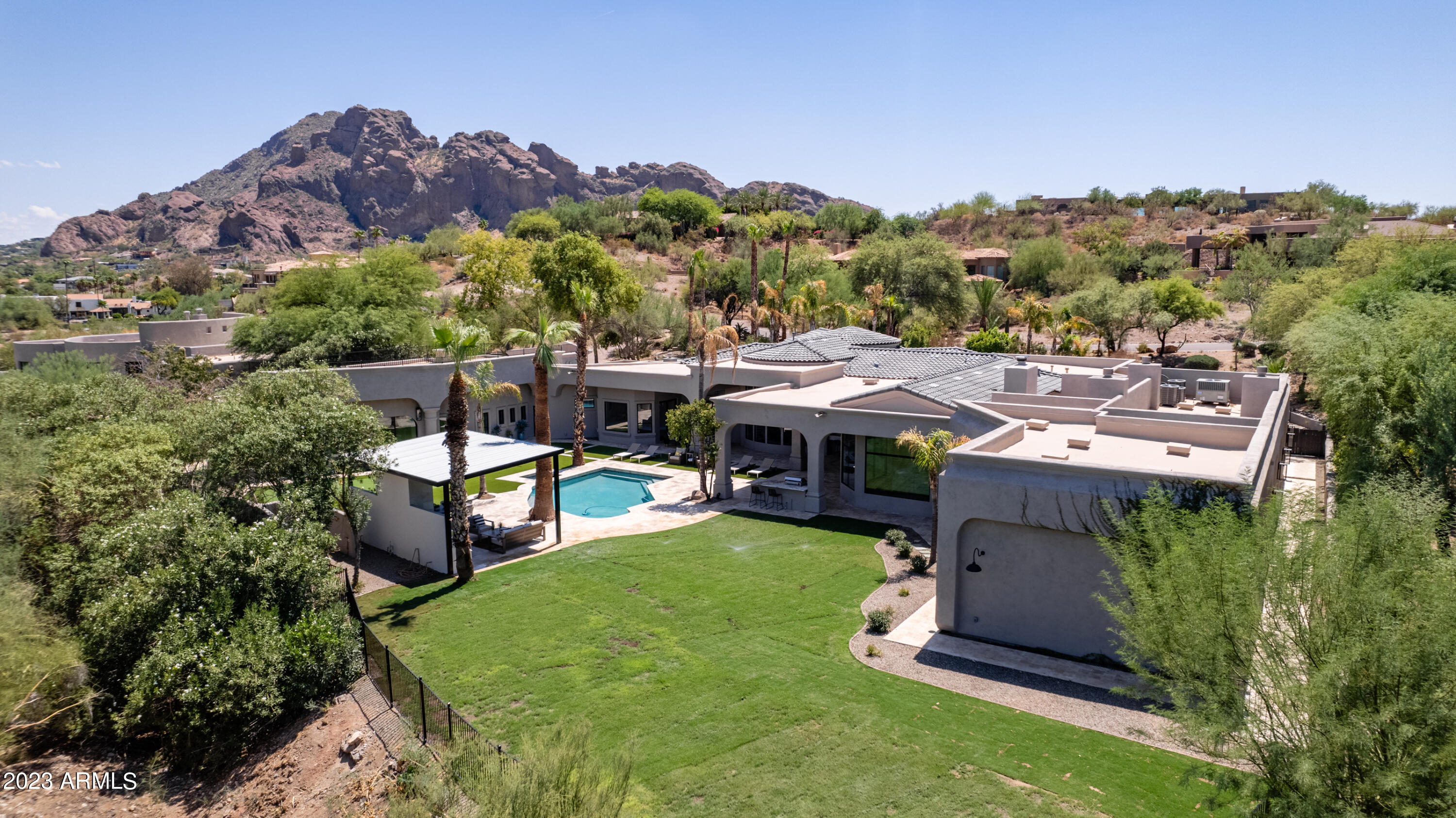SANCTUARY - Residential